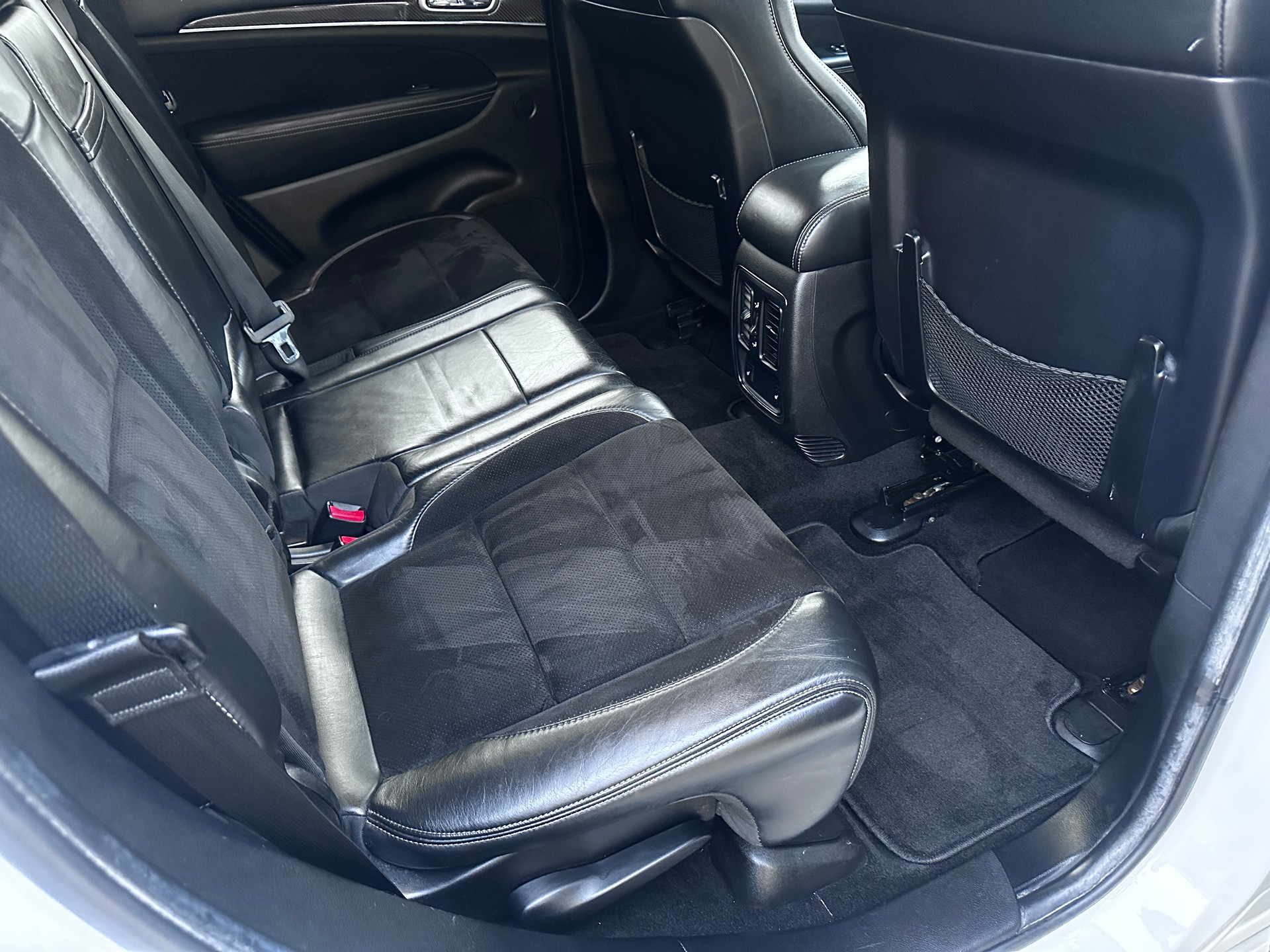 JEEP Grand Cherokee 6.4 SRT8 Automatic-image-13