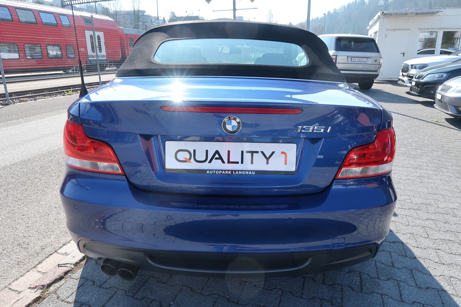 BMW 135i Cabrio DSG-image-3