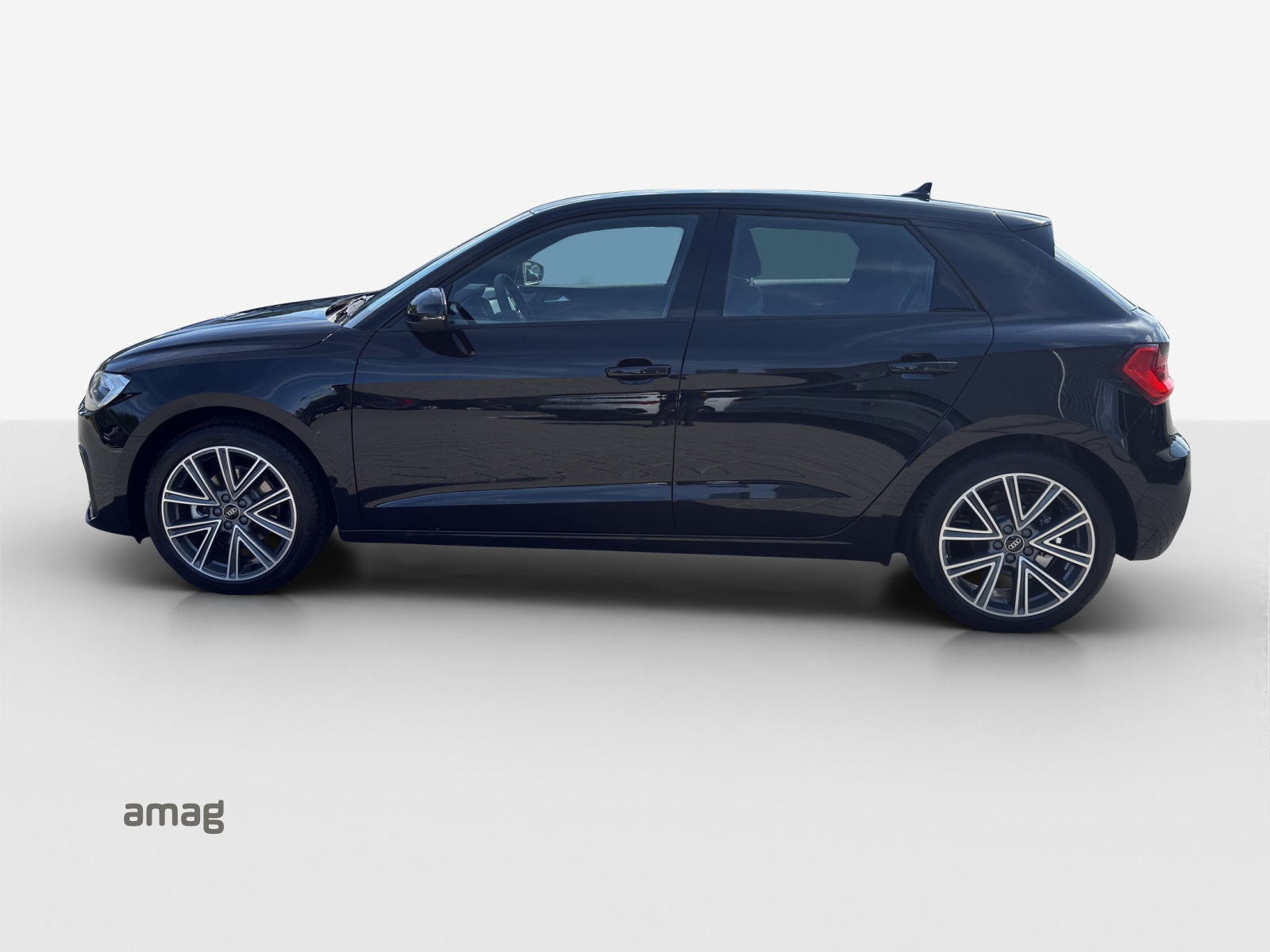 AUDI A1 Sportback 30 TFSI Attraction S-tronic-image-1