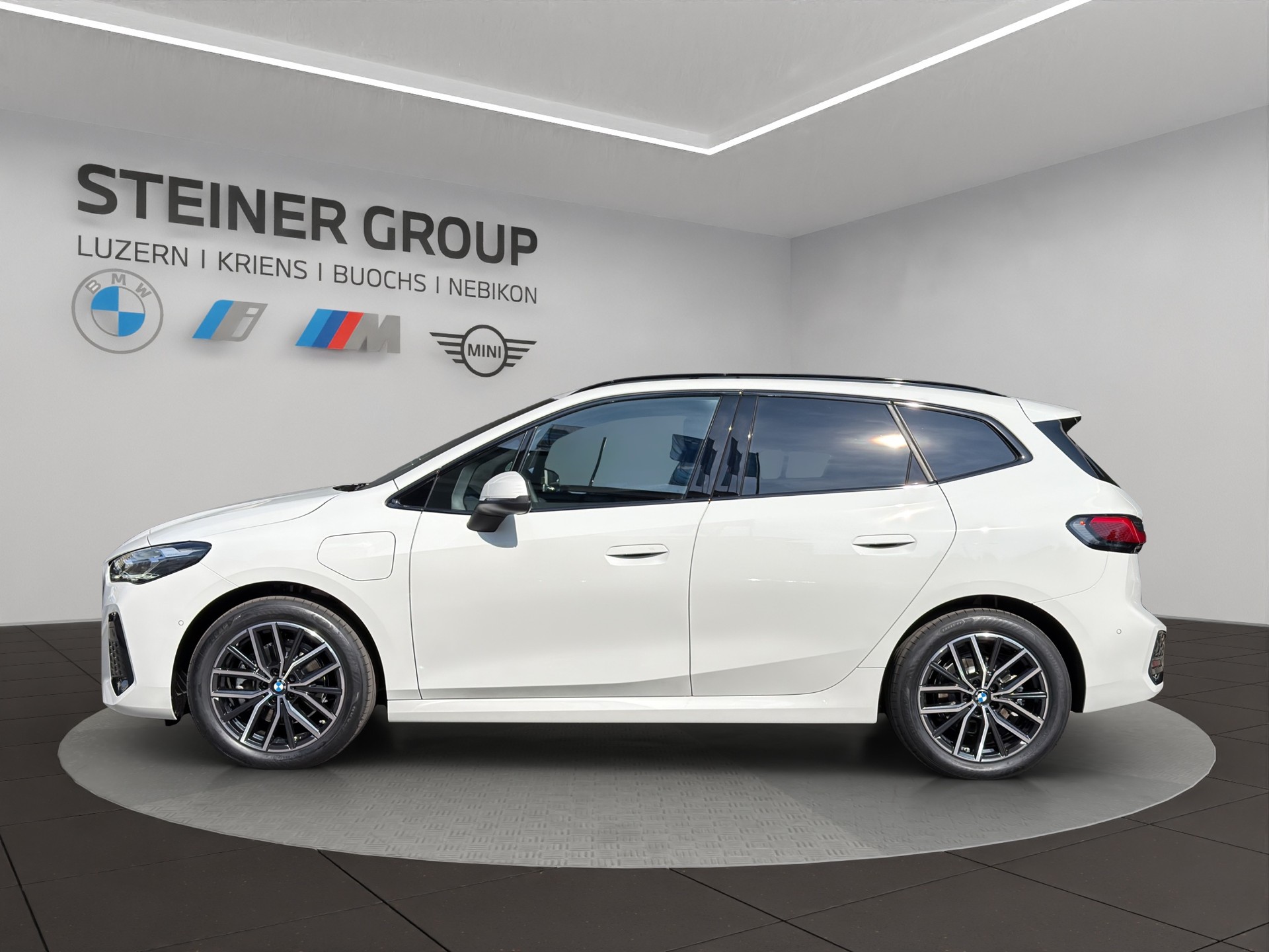 BMW 225e xDrive Active Tourer M Sport-image-7