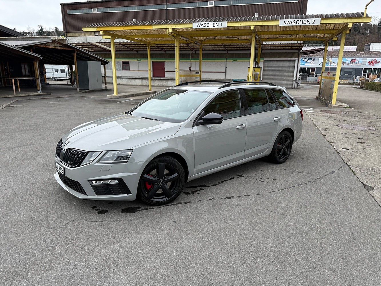 SKODA Octavia Combi 2.0 TDI RS Prag 4x4 DSG-image-0