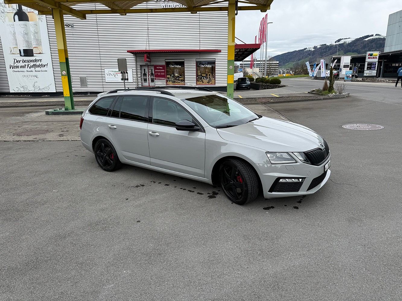 SKODA Octavia Combi 2.0 TDI RS Prag 4x4 DSG-image-1