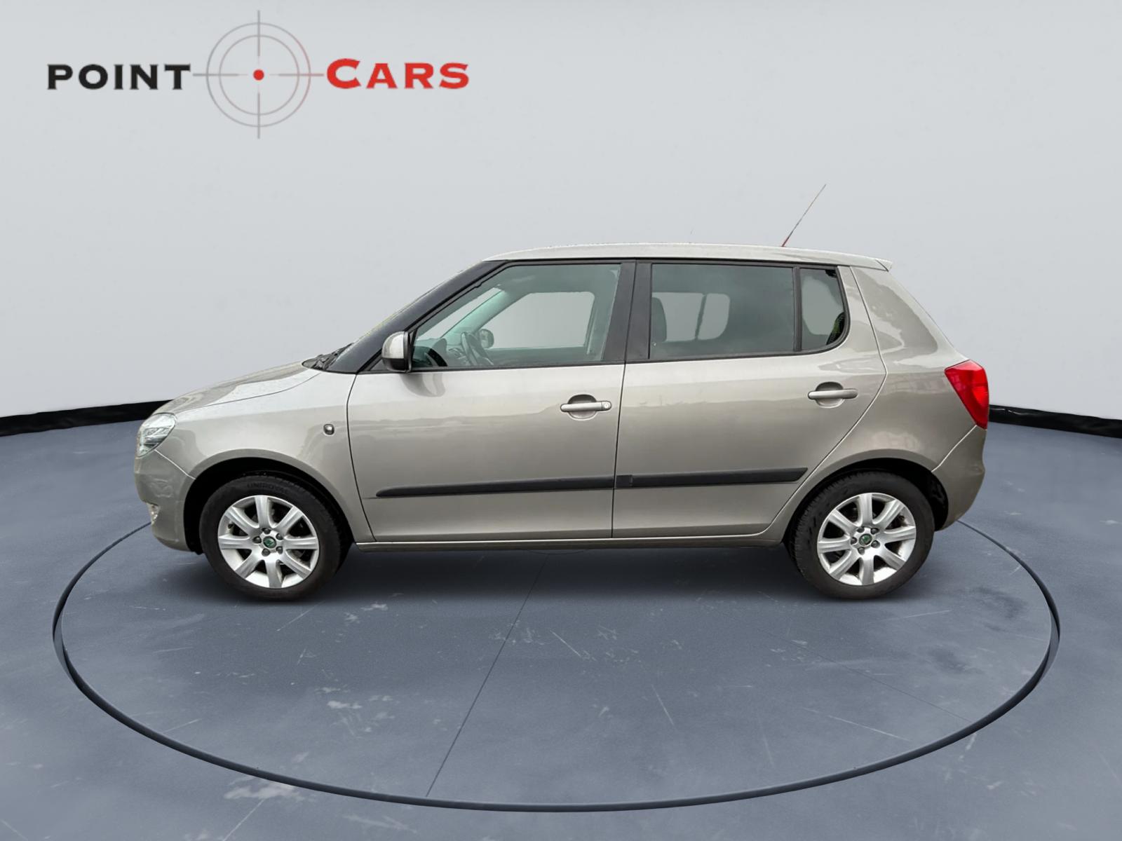 SKODA Fabia 1.2 TSI Ambiente-image-1