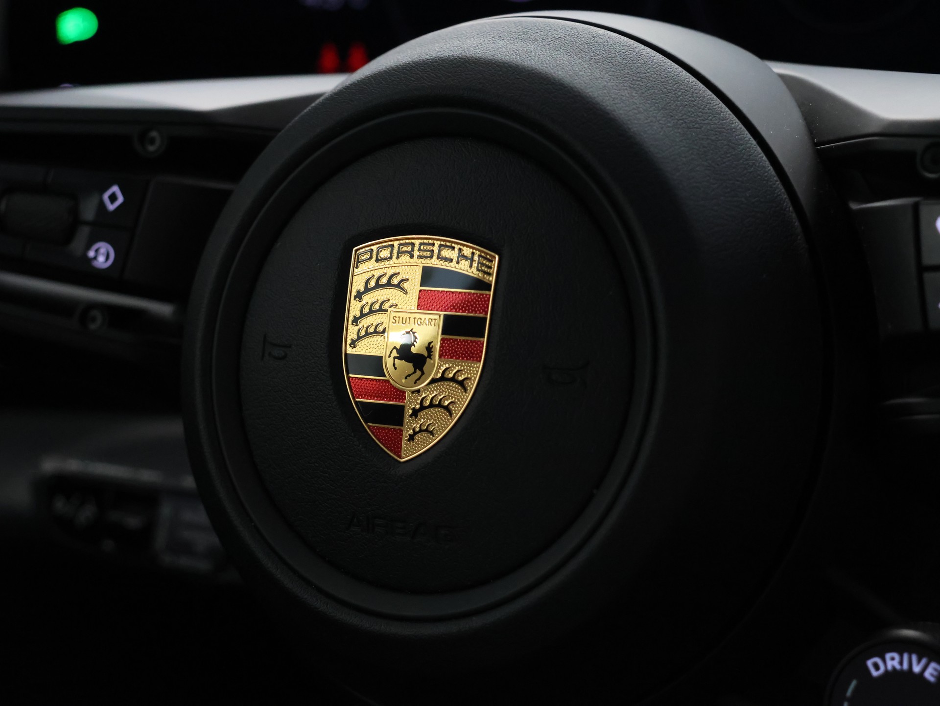 PORSCHE Taycan 4S Cross Turismo *360 Kamera* *Sportlenkrad* *Sitzheizung/Lüftung*-image-25