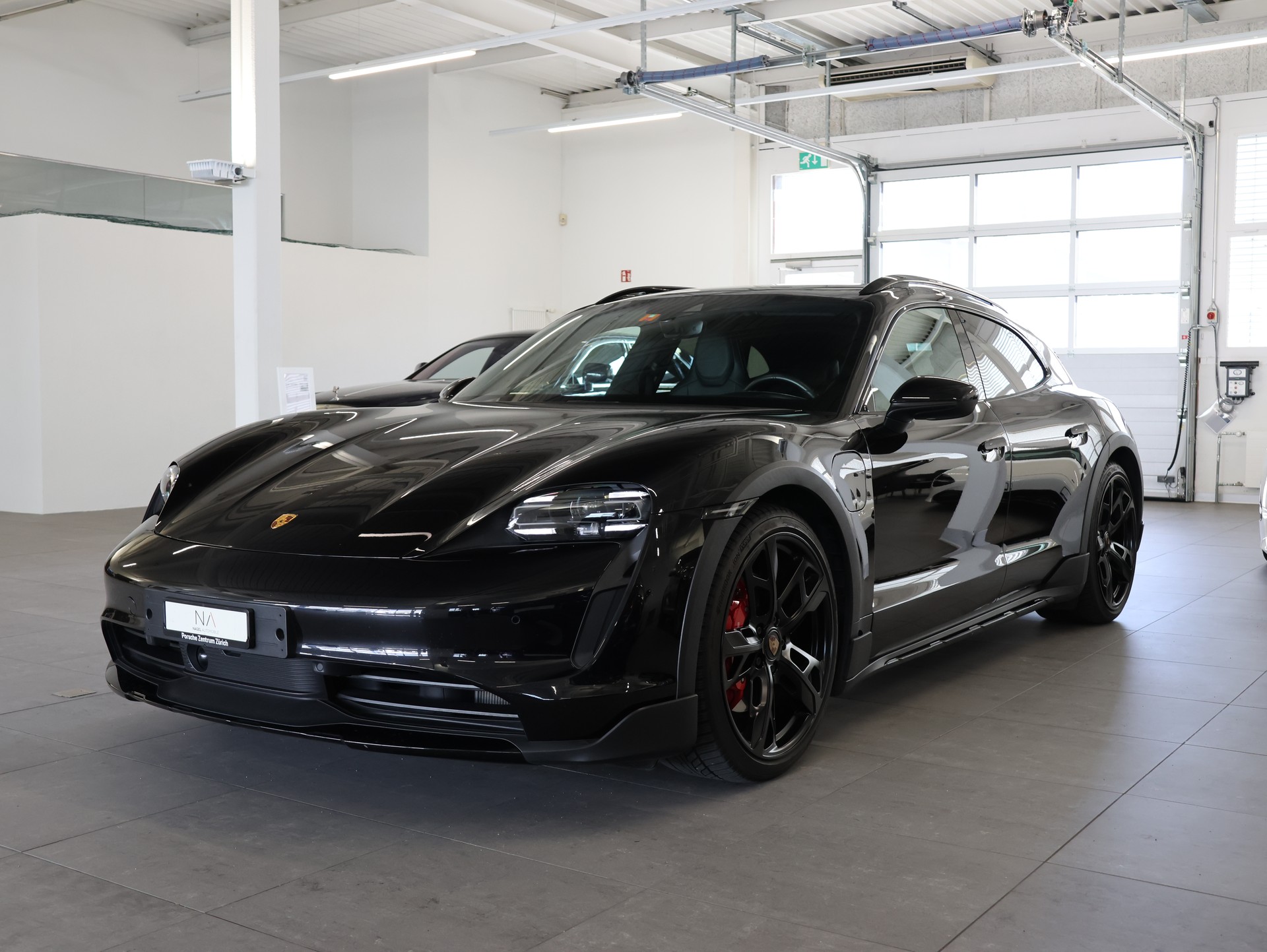 PORSCHE Taycan 4S Cross Turismo *360 Kamera* *Sportlenkrad* *Sitzheizung/Lüftung*-showroom-element-3
