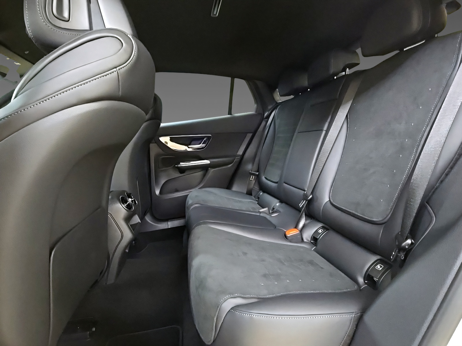 MERCEDES-BENZ GLC 200 4Matic Coupé-image-15
