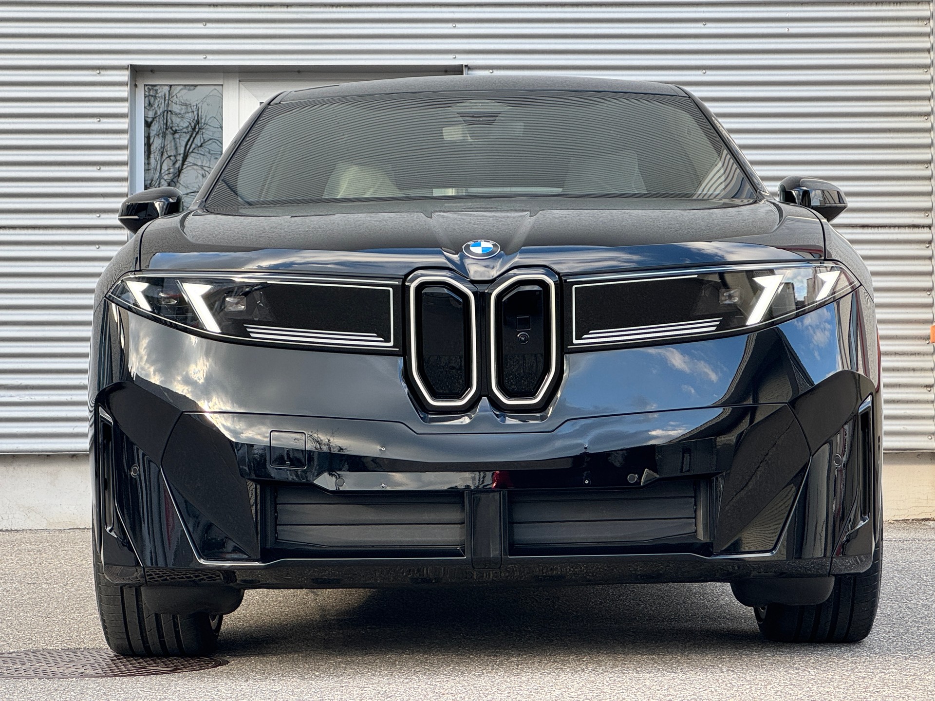 BMW iX3 50 xDrive M Sport Pro-image-7