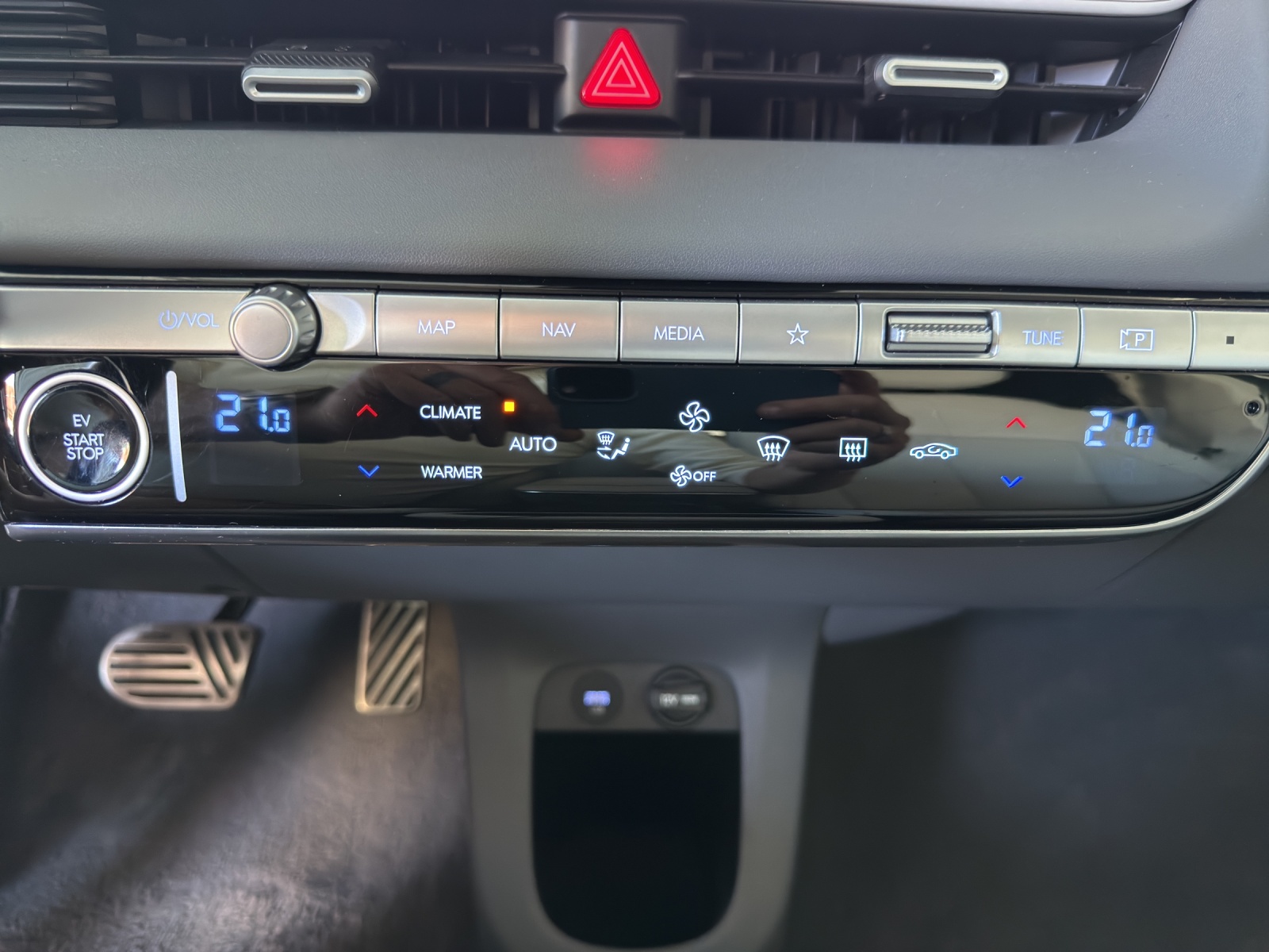HYUNDAI Ioniq 5 77kWh Vertex 4WD-image-13