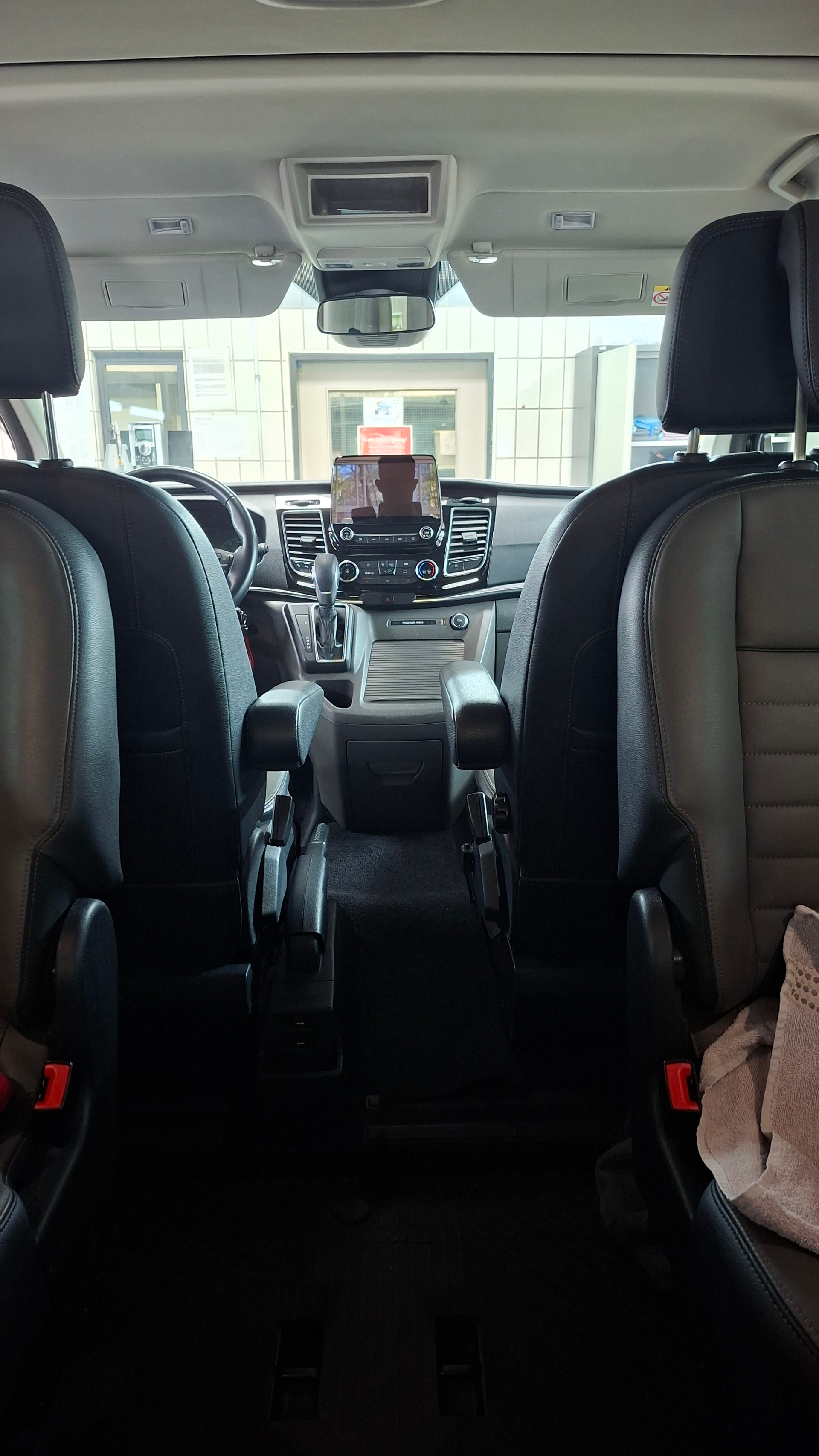 FORD Tourneo Custom 320 L2H1 Shuttle Trend A-image-2