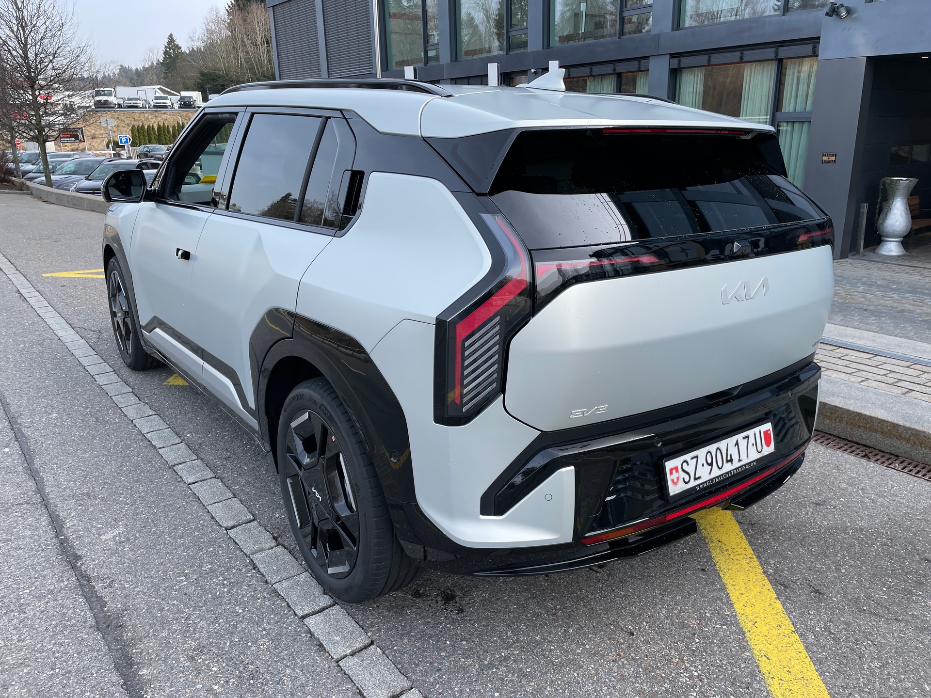 KIA EV3 81,4 kWh GT-Line-image-8