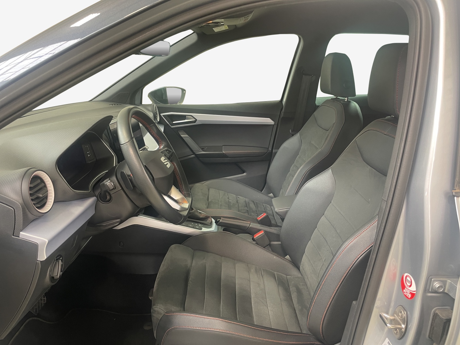 SEAT Arona 1.0 TSI Eco Hola FR DSG-image-7
