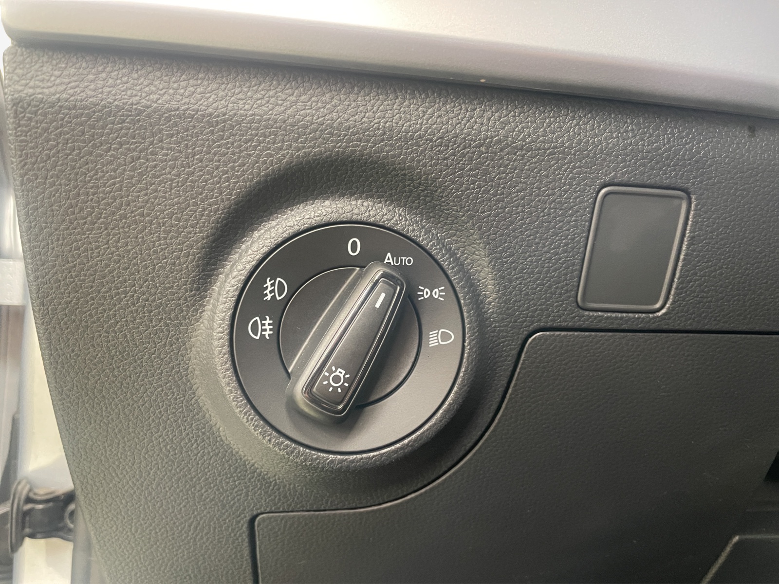 SEAT Arona 1.0 TSI Eco Hola FR DSG-image-13