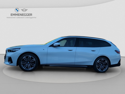 BMW 520d xDr 48V Tour M Sport-image-1