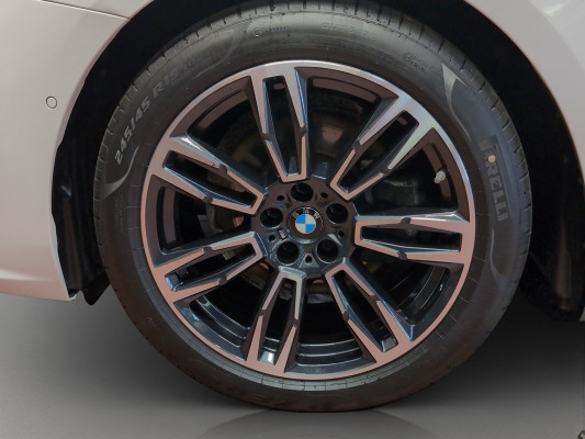 BMW 520d xDr 48V Tour M Sport-image-13