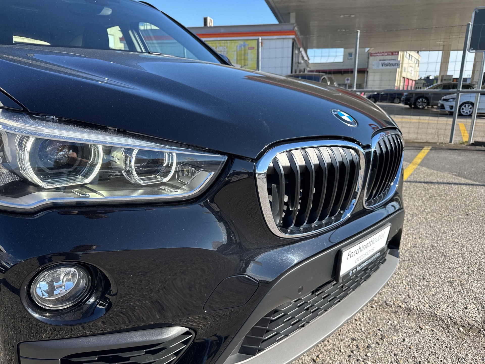 BMW X1 xDrive 20i Steptronic-image-16