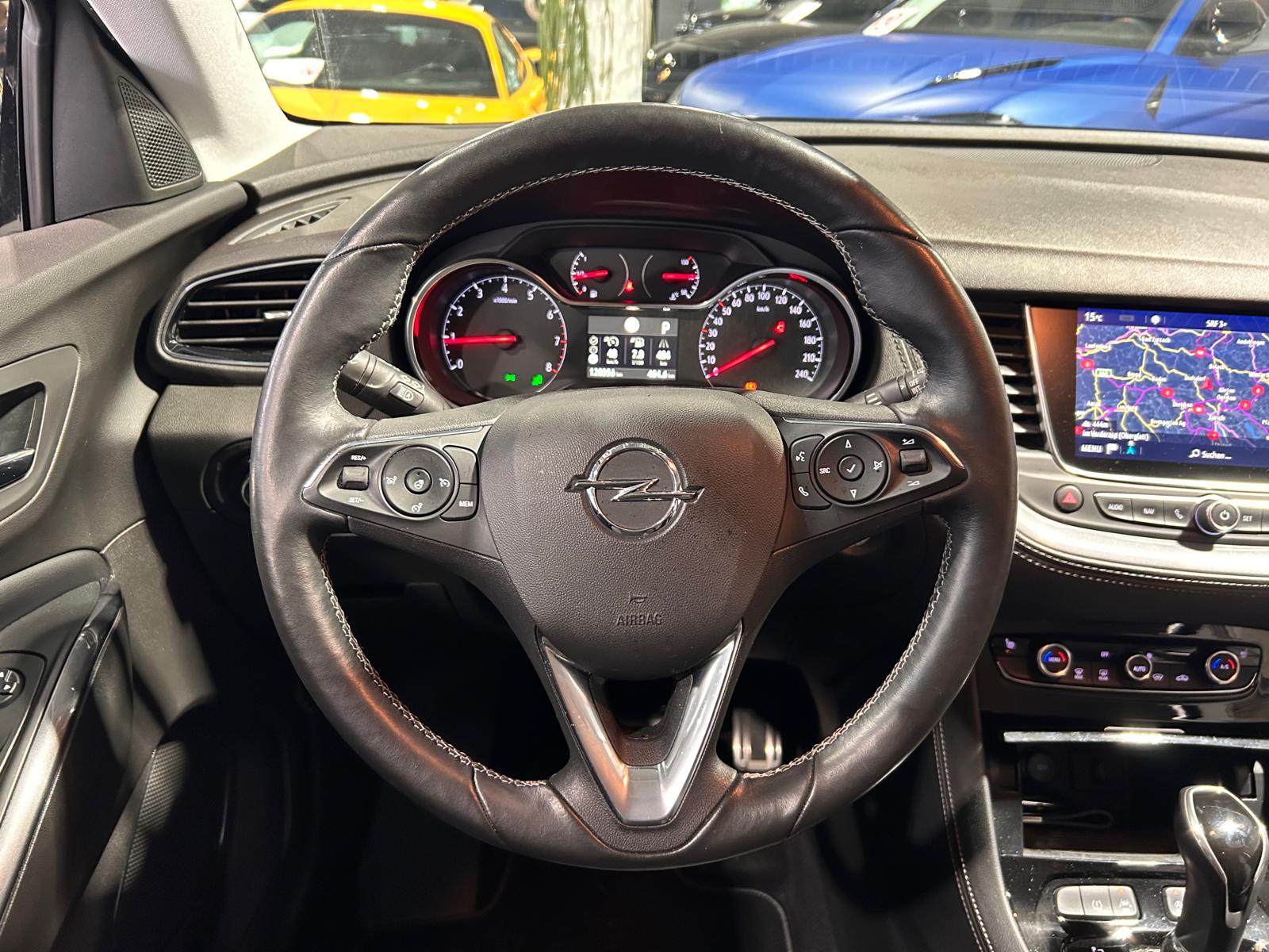 OPEL Grandland X 1.2 T Ultimate-image-11