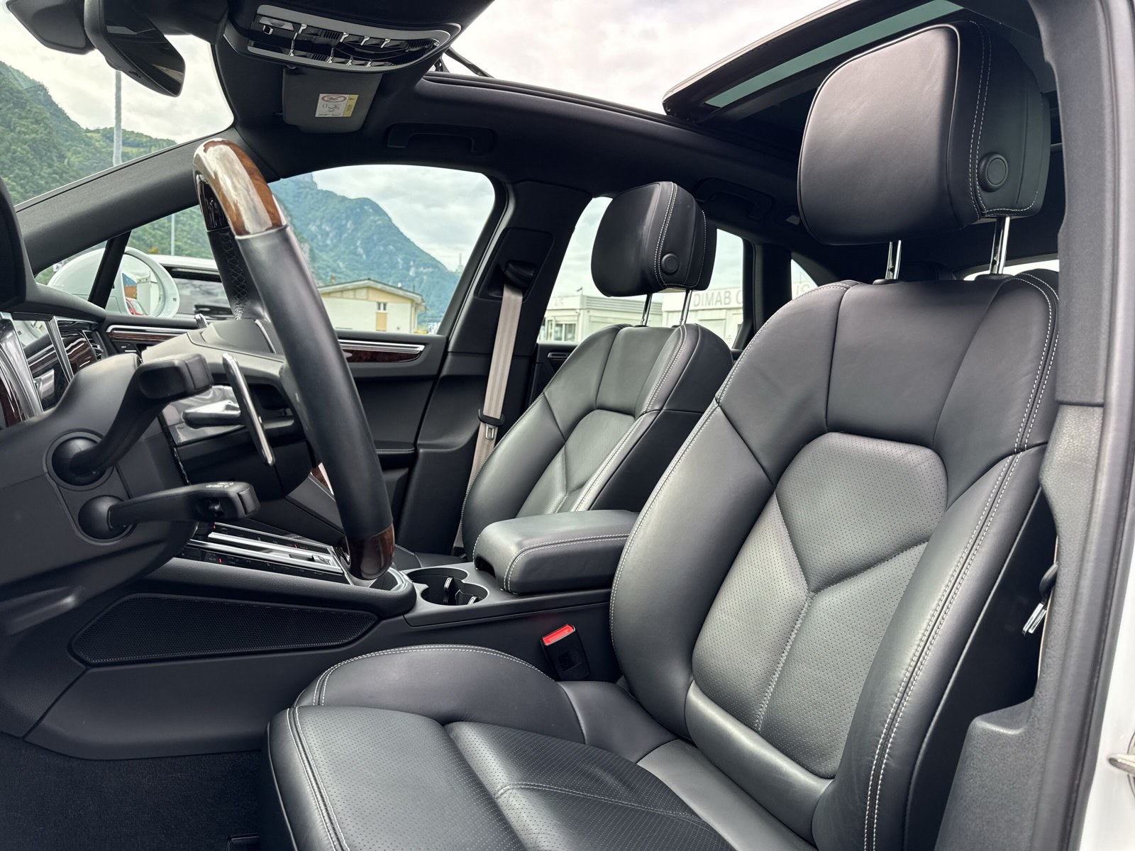 PORSCHE Macan S 2.9 V6 (CH)-image-19