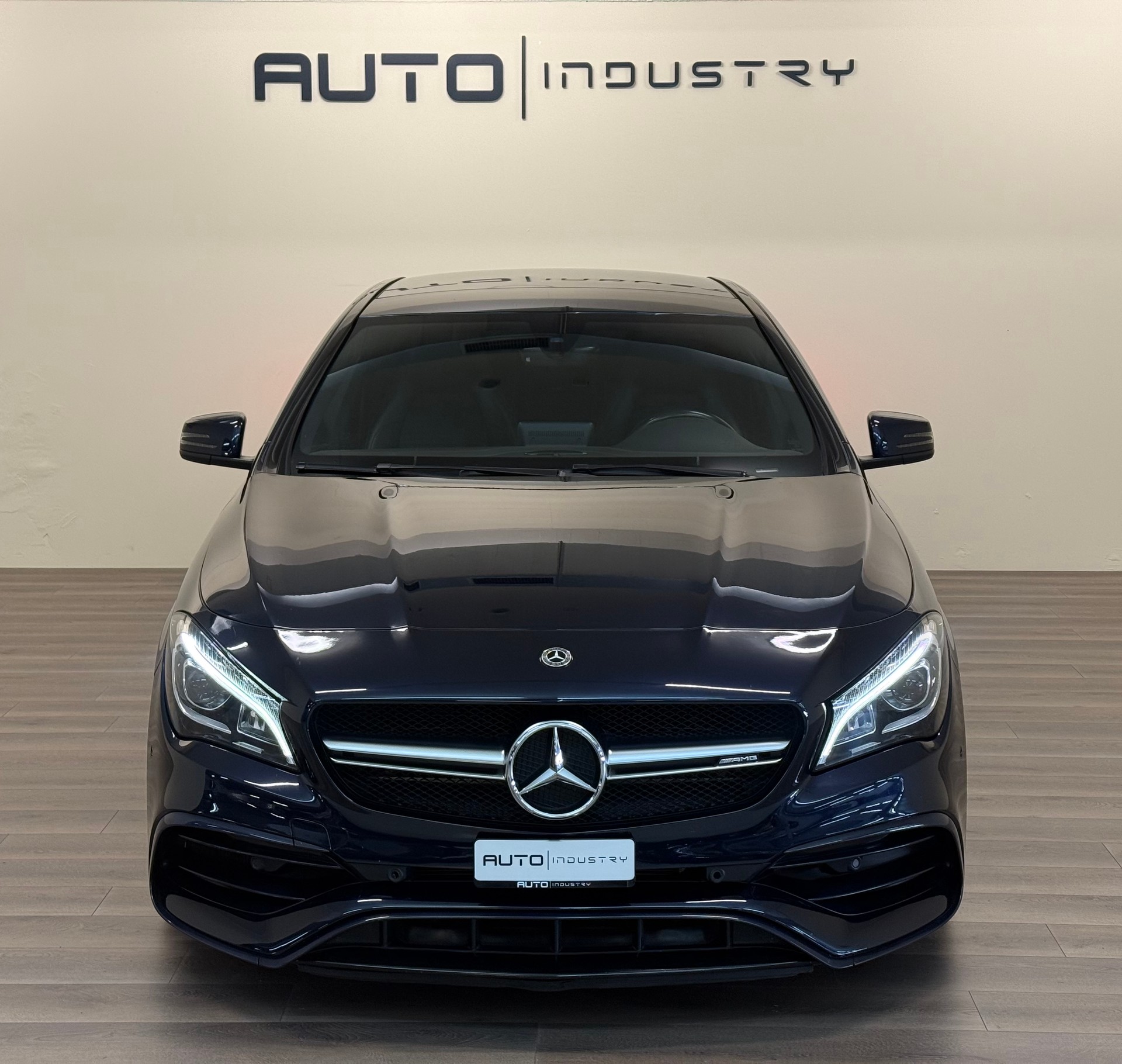 MERCEDES-BENZ CLA 45 AMG 4Matic Speedshift-image-5