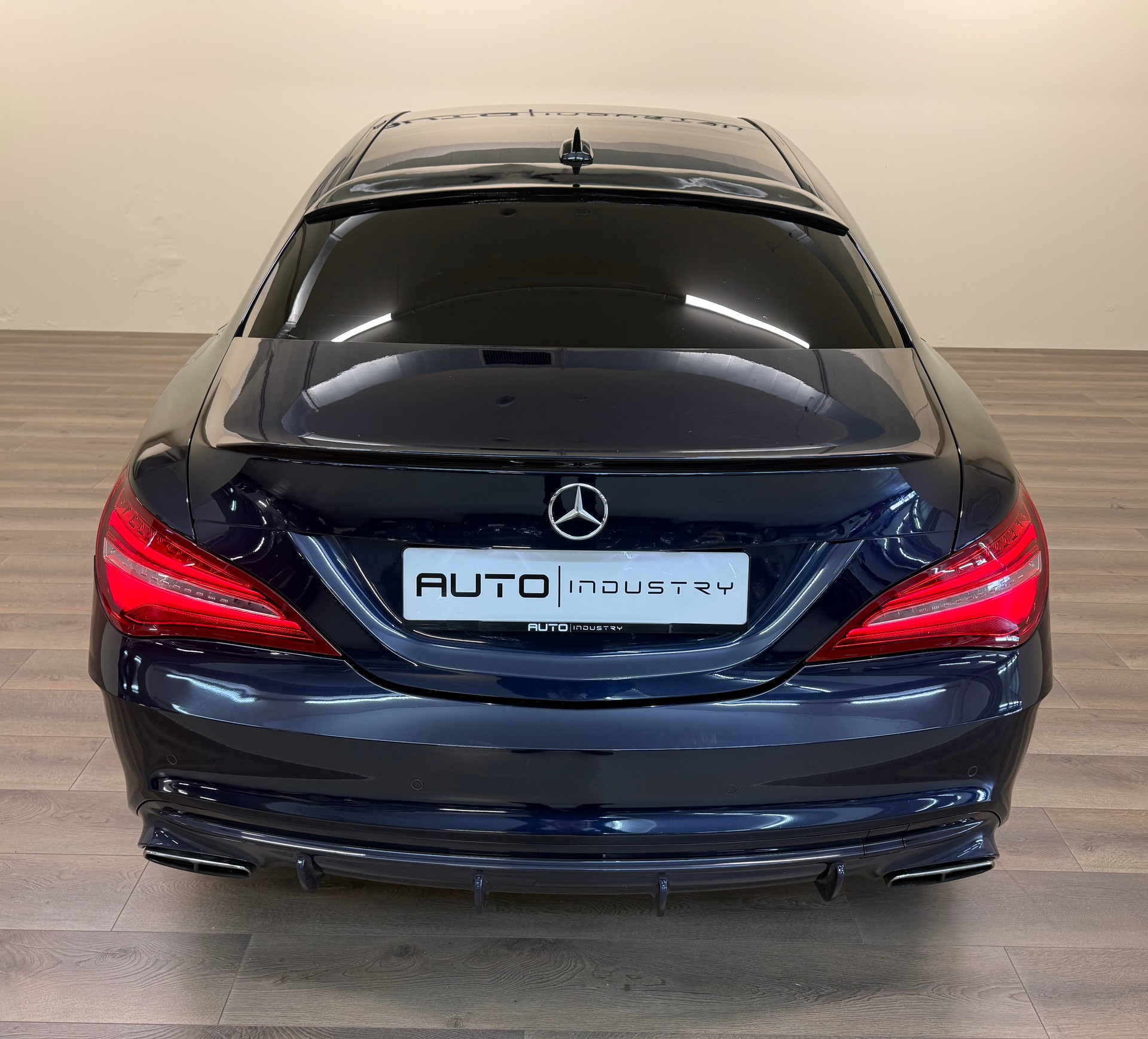 MERCEDES-BENZ CLA 45 AMG 4Matic Speedshift-image-8