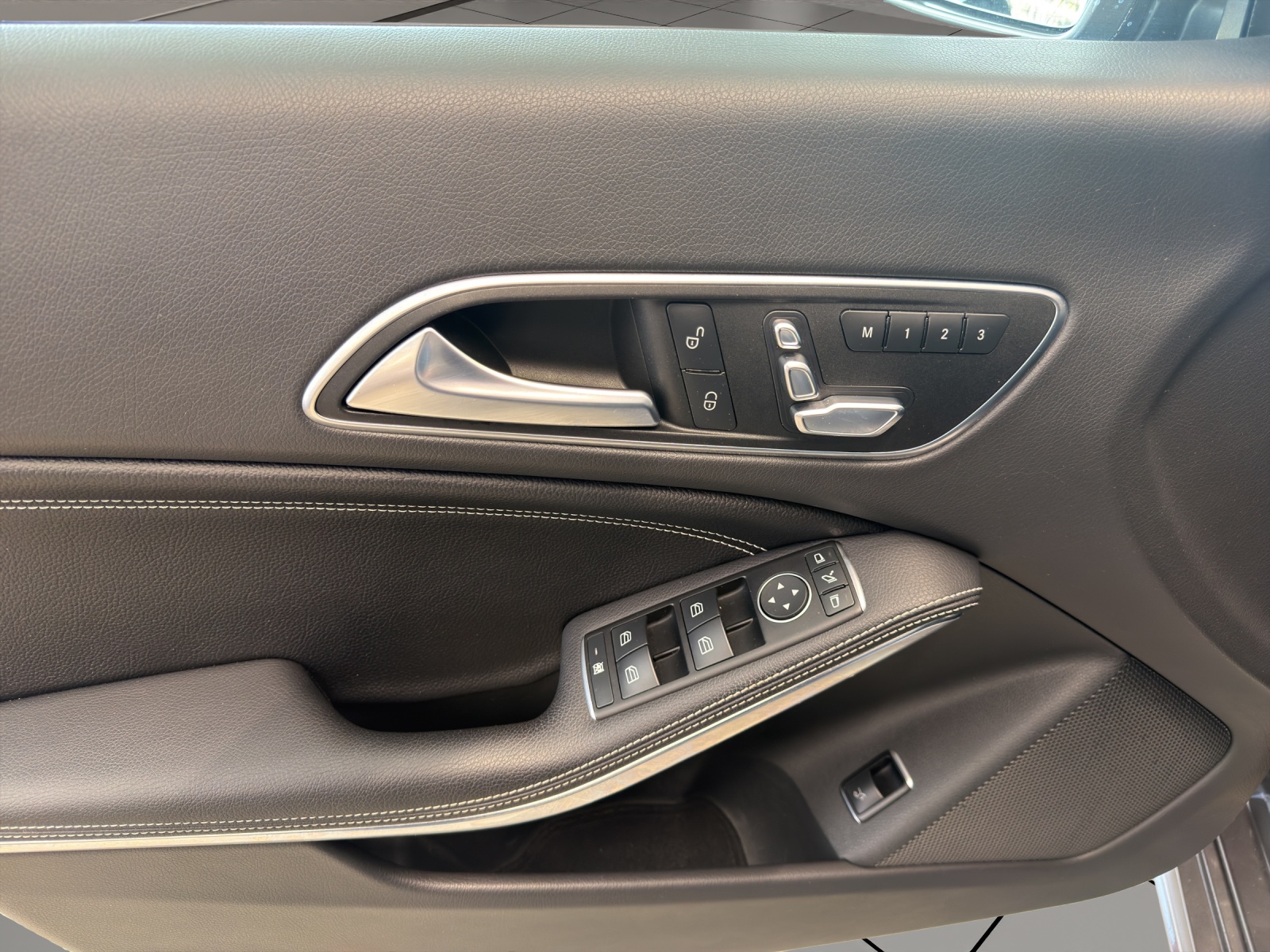 Image MERCEDES-BENZ CLA-250 CLA 250 4Matic