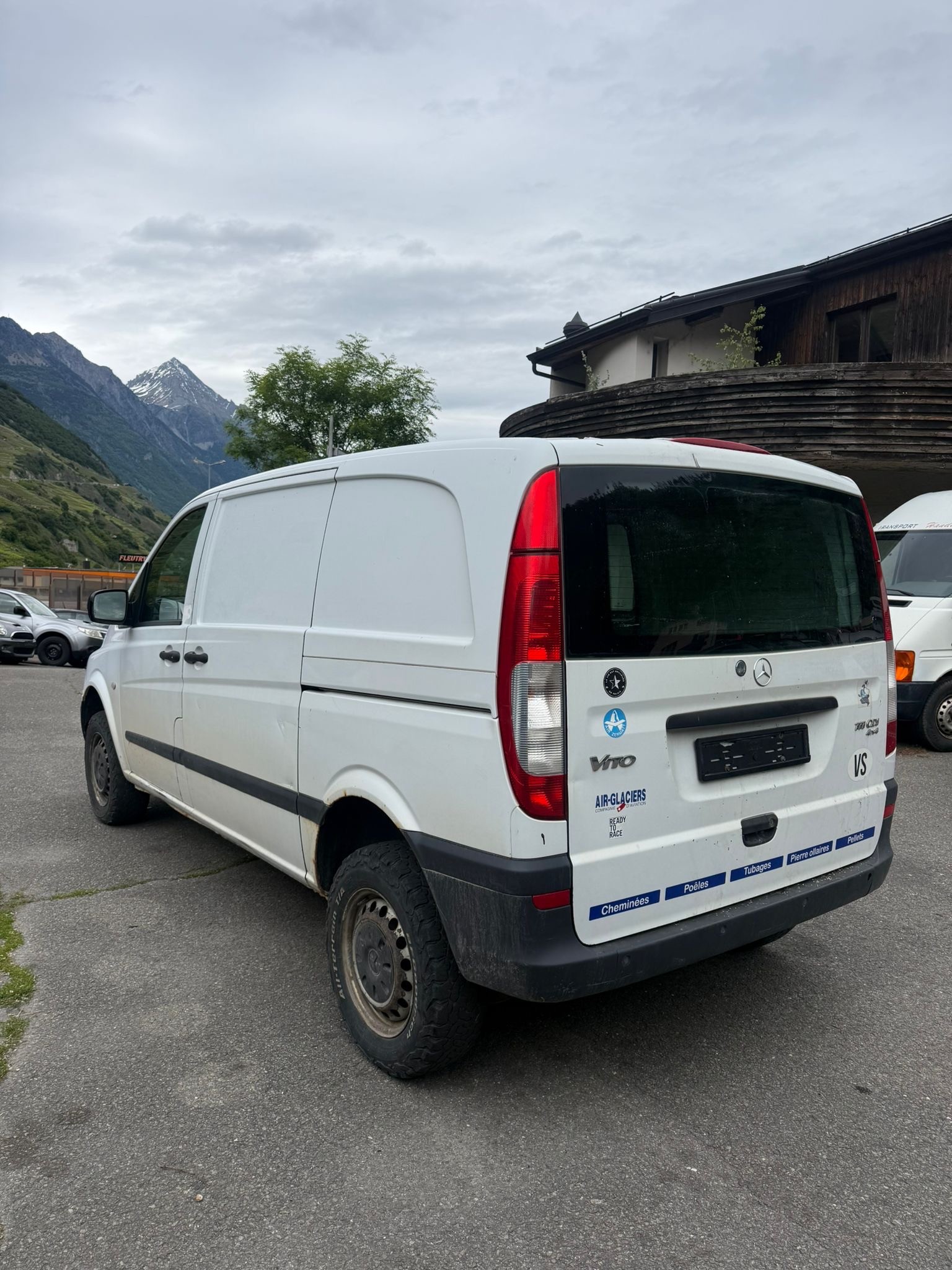 MERCEDES-BENZ Vito 111 CDI 4x4-image-3