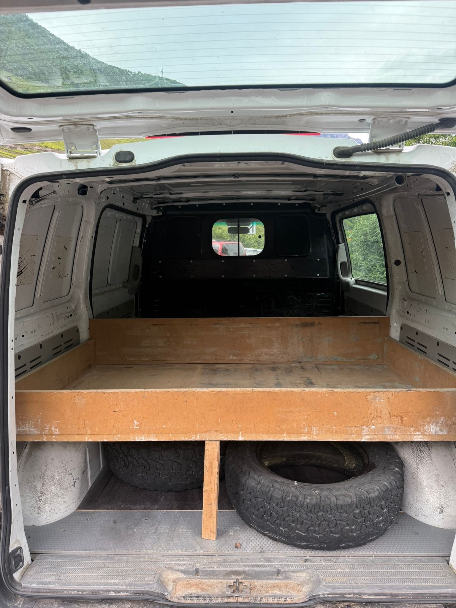 MERCEDES-BENZ Vito 111 CDI 4x4-image-9