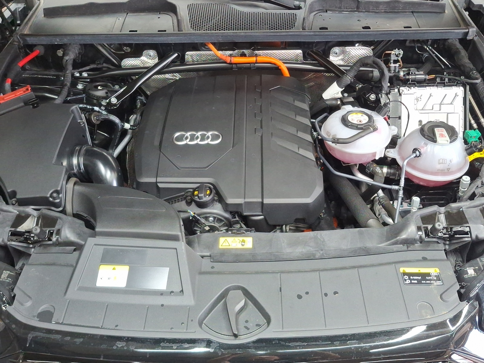 AUDI Q5 Sportback 50 TFSI e PHEV S line quattro S-tronic-image-14