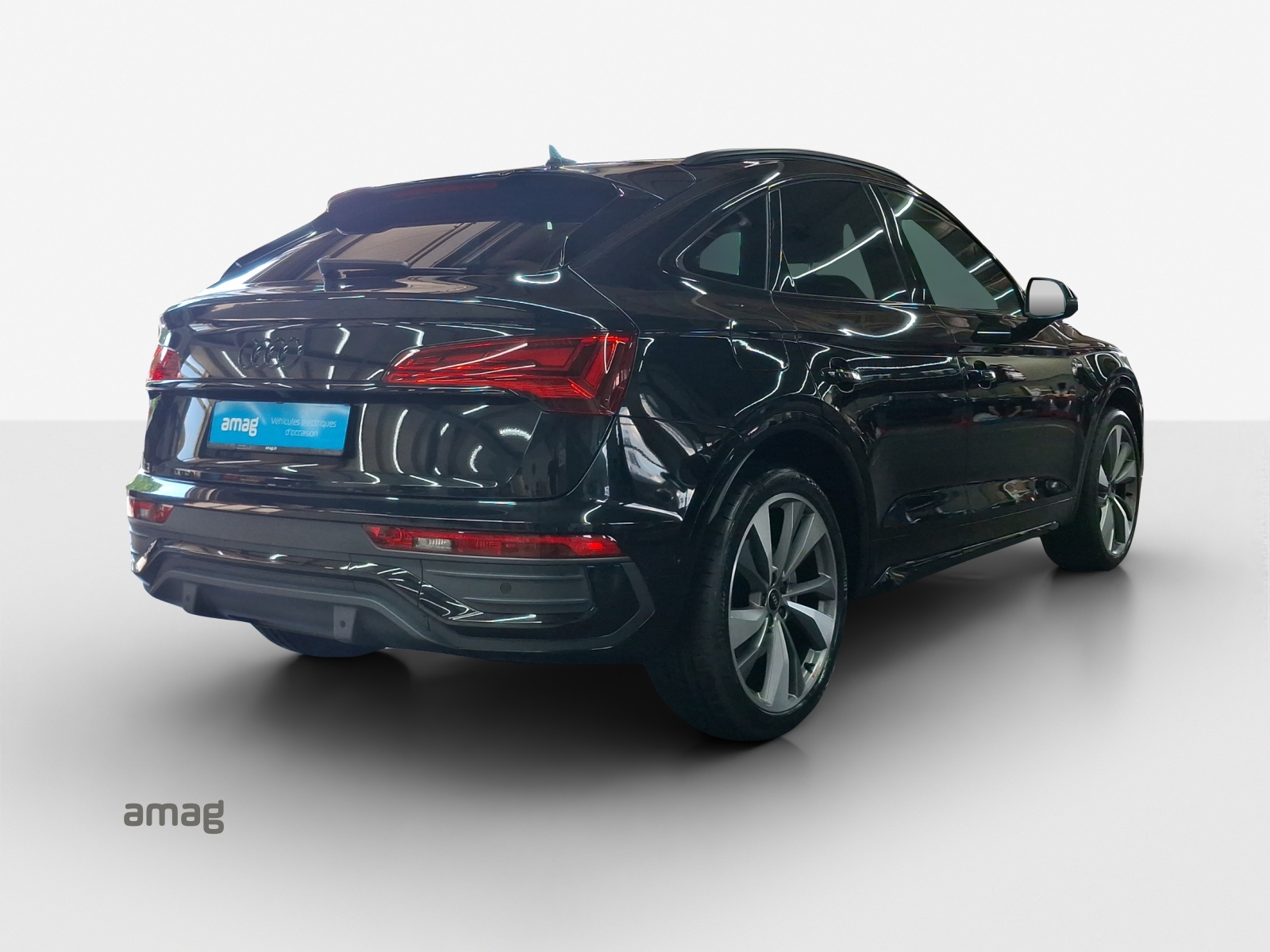 AUDI Q5 Sportback 50 TFSI e PHEV S line quattro S-tronic-image-5