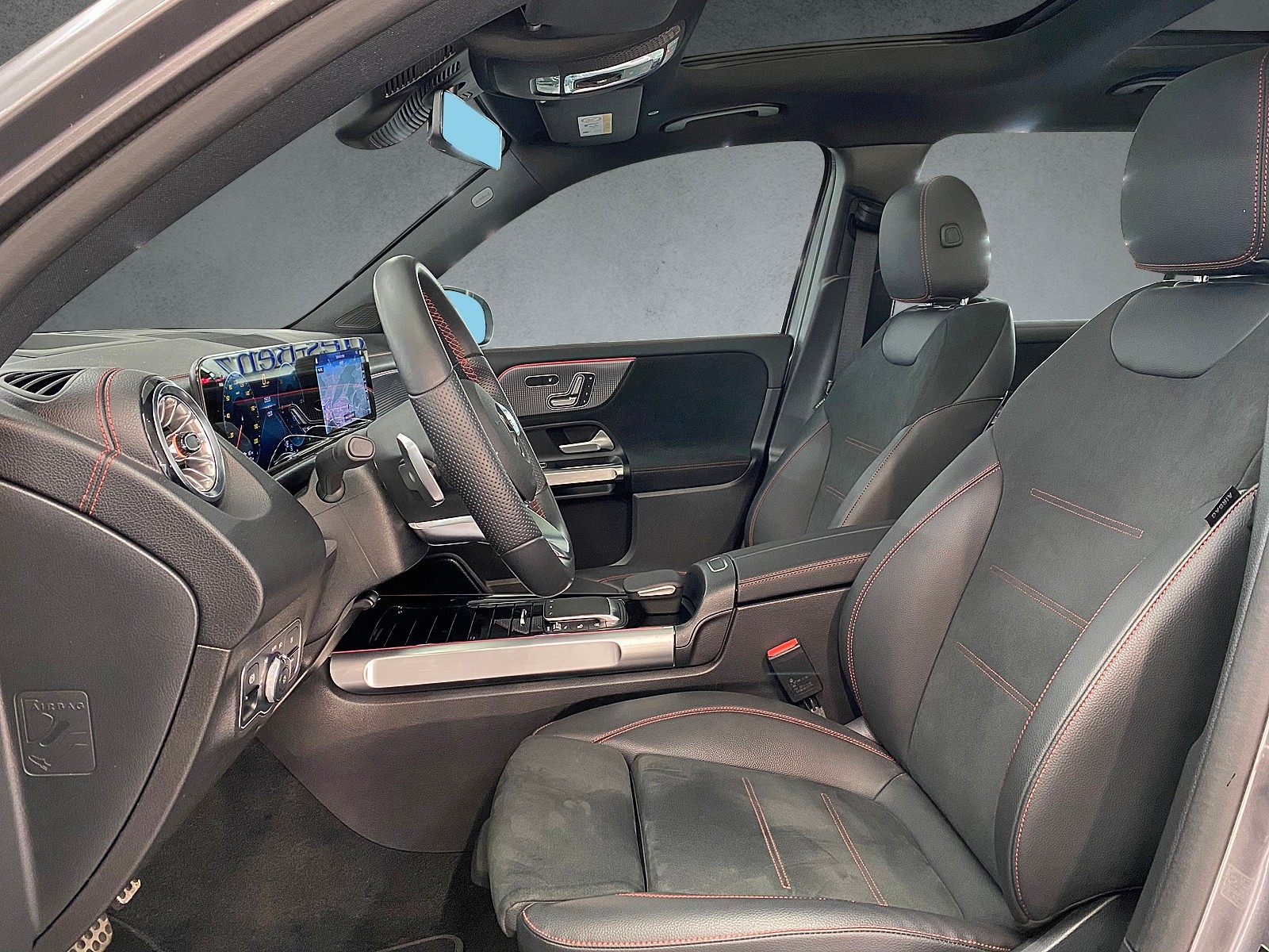 MERCEDES-BENZ EQB 350 AMG Line 4MATIC-image-6