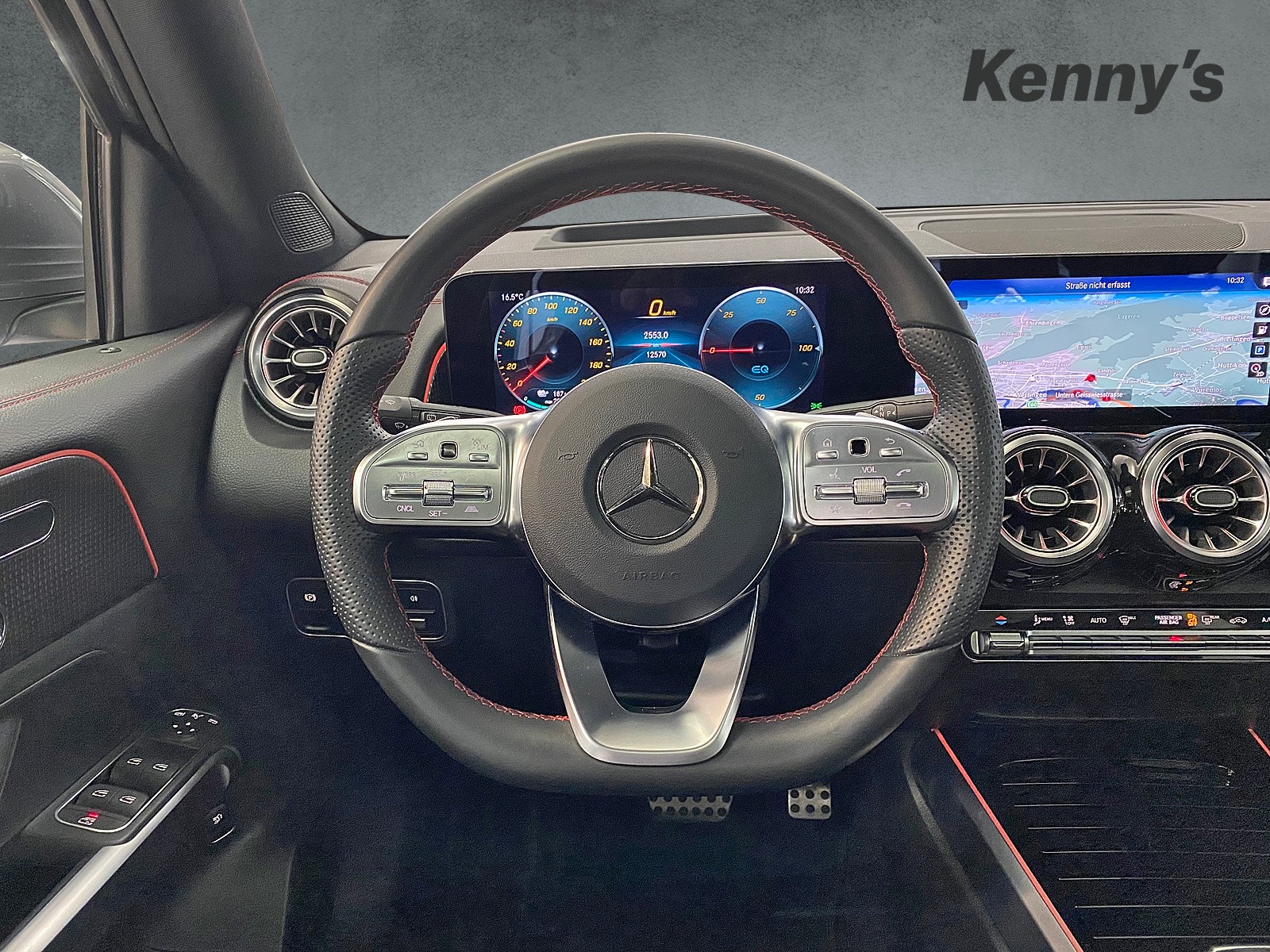 MERCEDES-BENZ EQB 350 AMG Line 4MATIC-image-12