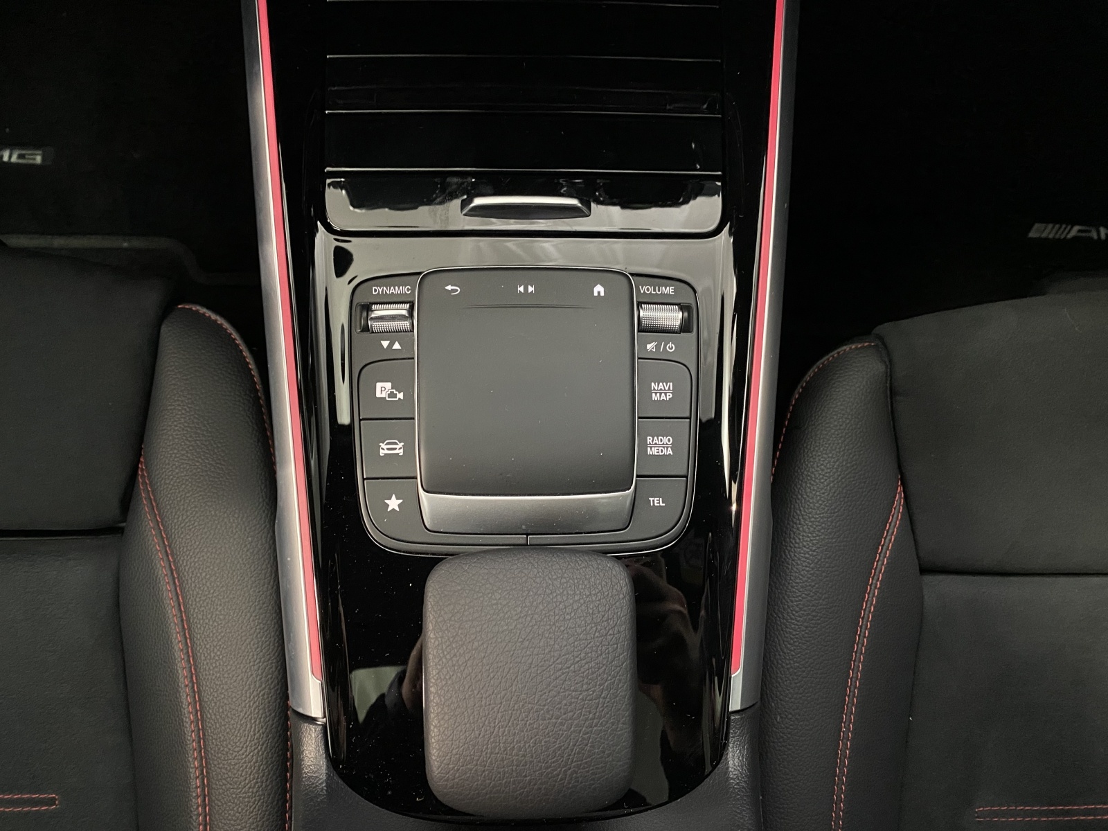 MERCEDES-BENZ EQB 350 AMG Line 4MATIC-image-12