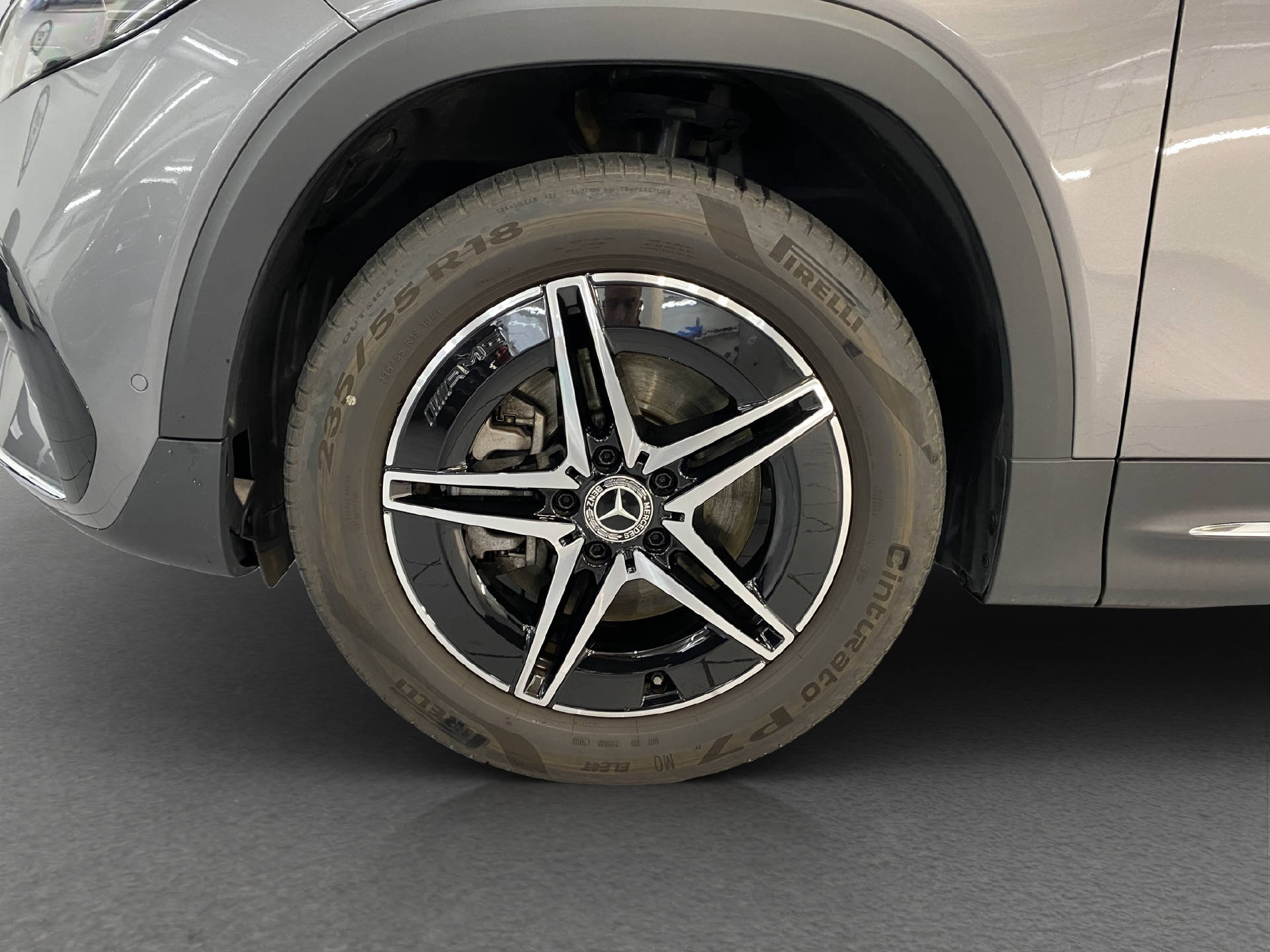 MERCEDES-BENZ EQB 350 AMG Line 4MATIC-image-4