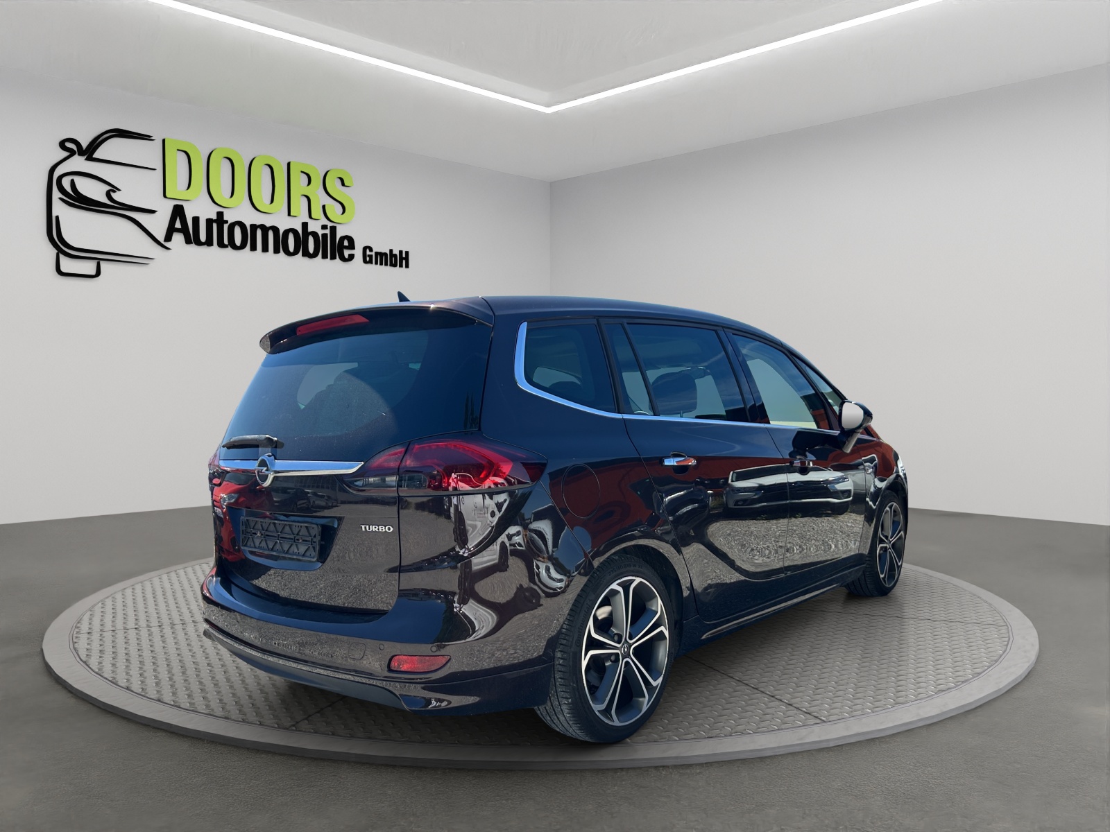 OPEL Zafira Tourer 1.4i 16V Turbo Sport-image-4