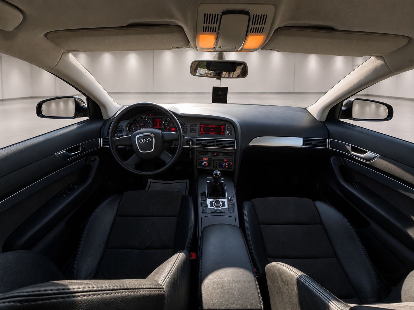 AUDI A6 Limousine 2.4 V6-image-10