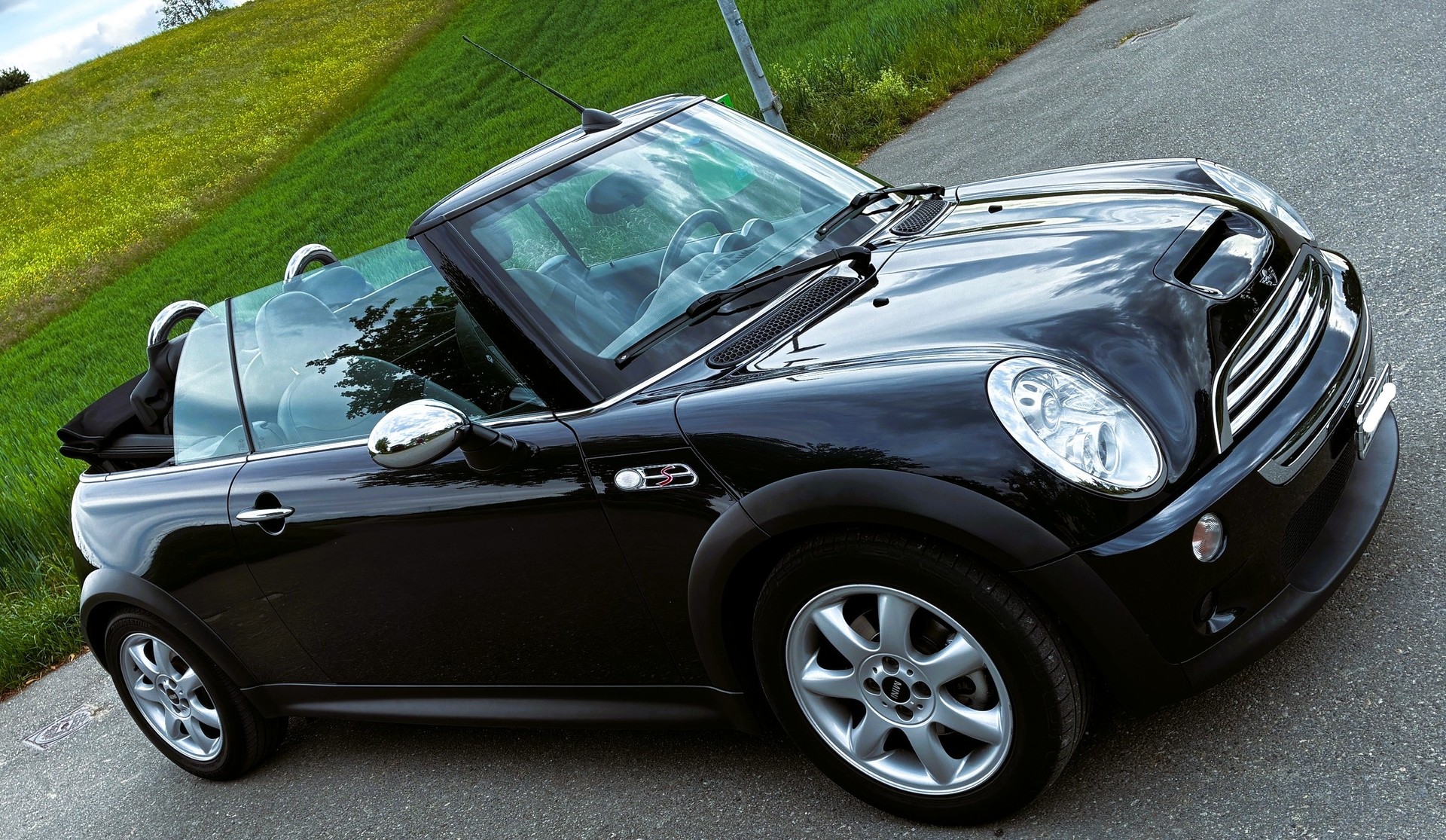 MINI 1.6i Cooper S-image-2