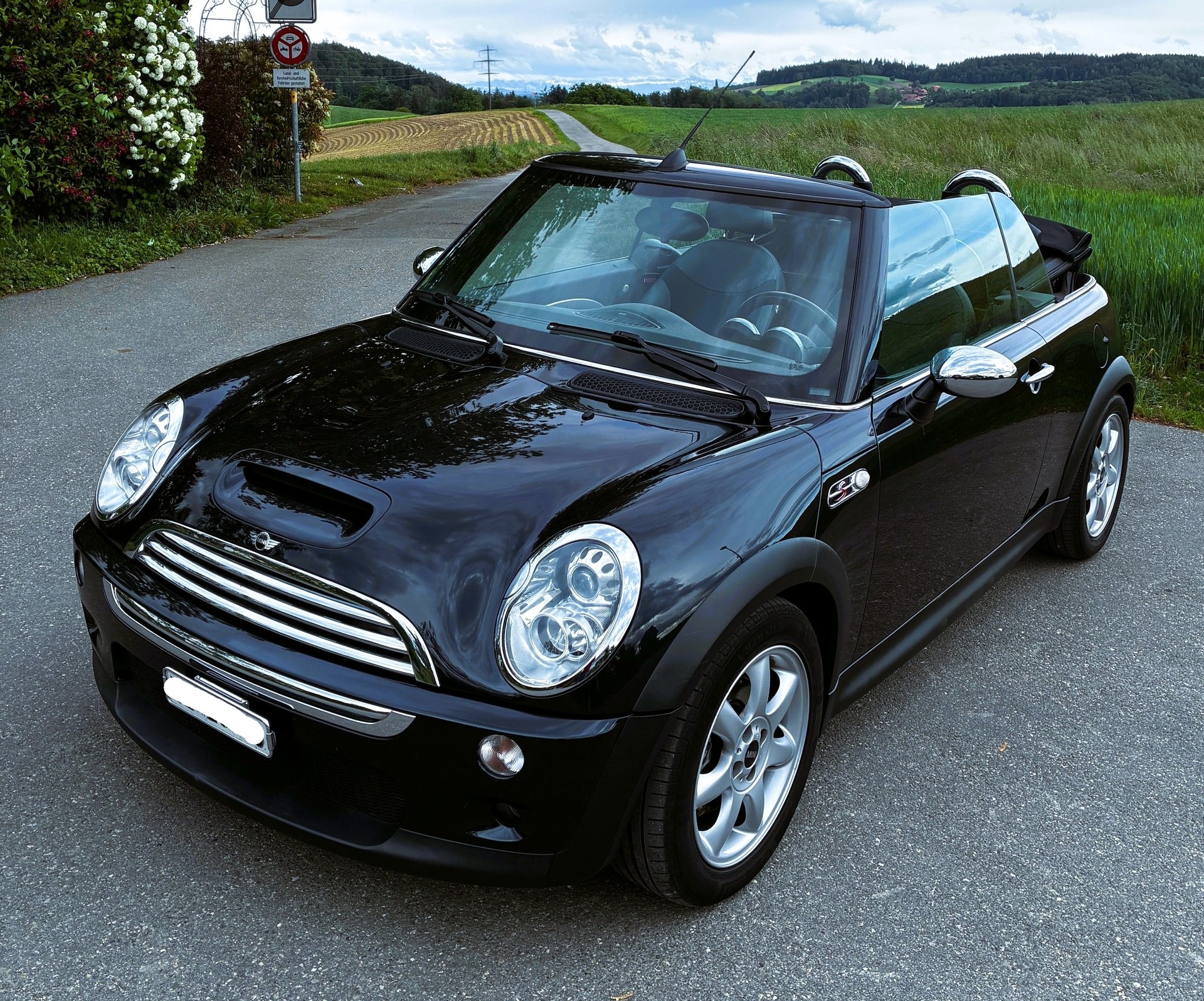 MINI 1.6i Cooper S-image-1