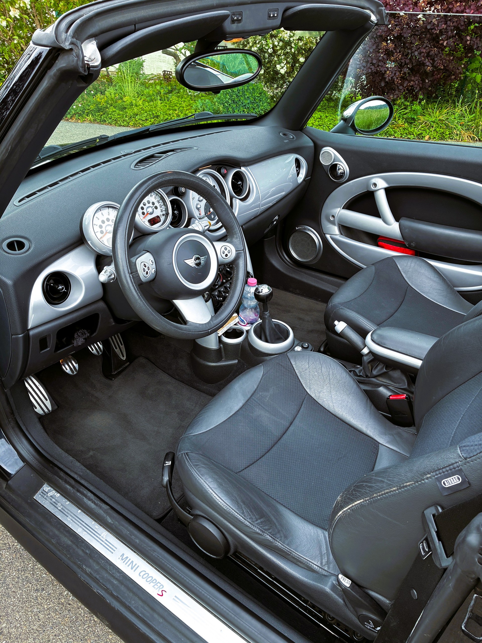 MINI 1.6i Cooper S-image-4