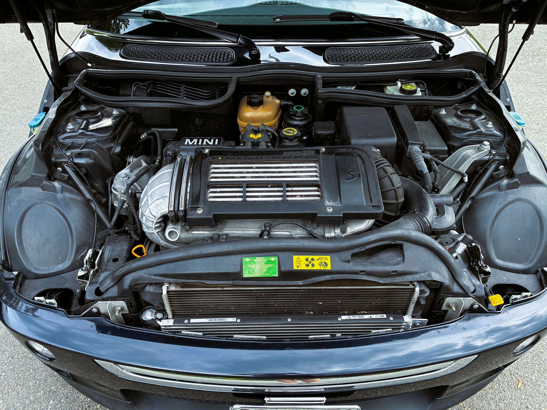 MINI 1.6i Cooper S-image-5