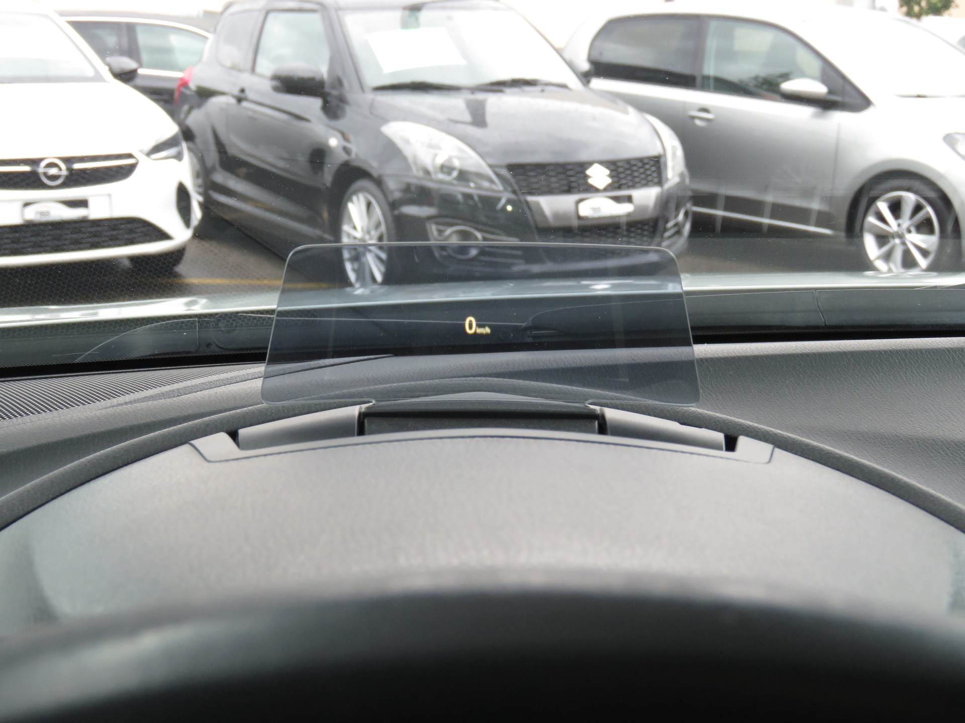 MAZDA 3 SKYACTIV-G 120 Revolution-image-19