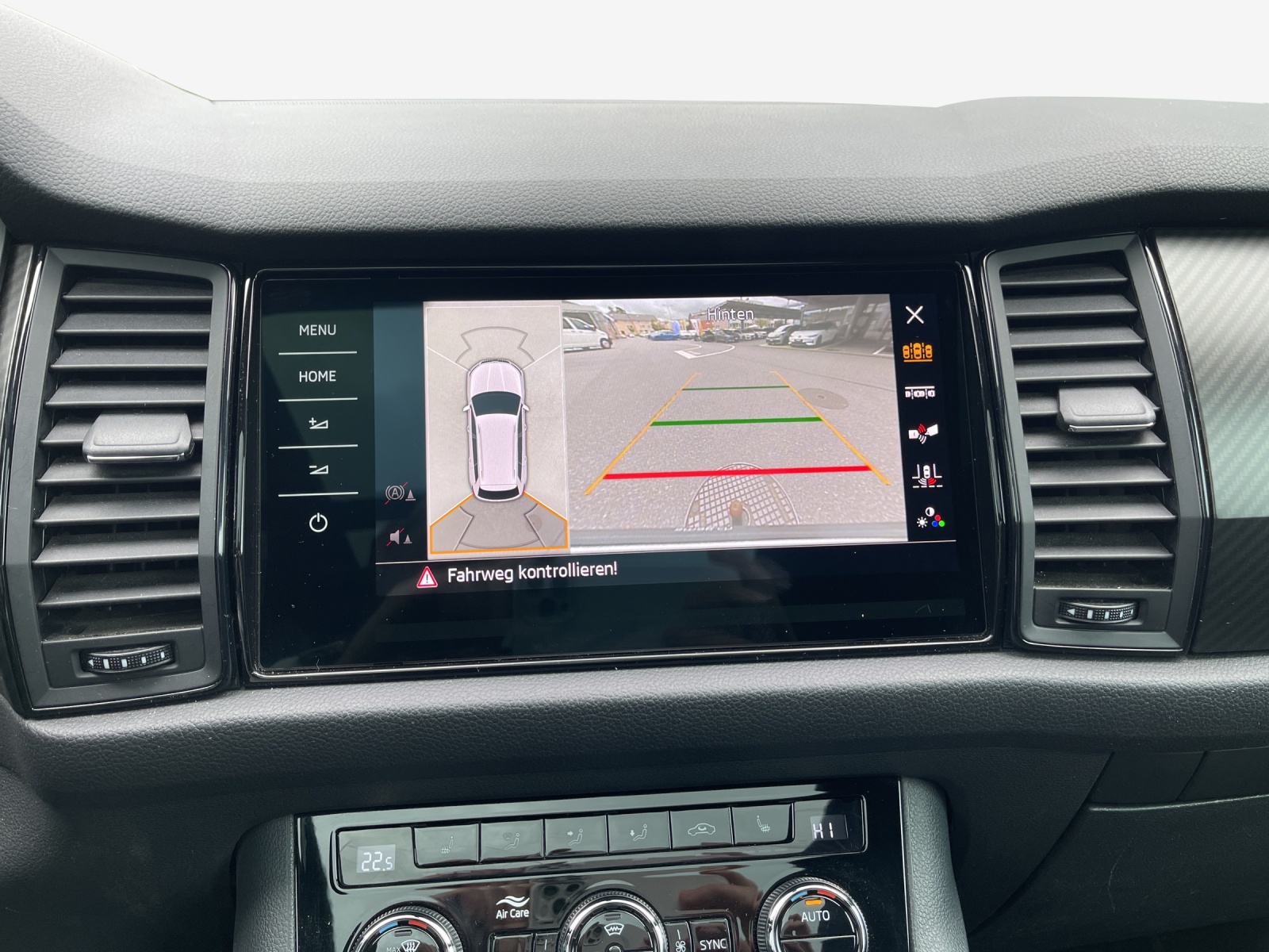 SKODA Kodiaq 2.0 TSI 4x4 Sport Line-image-15