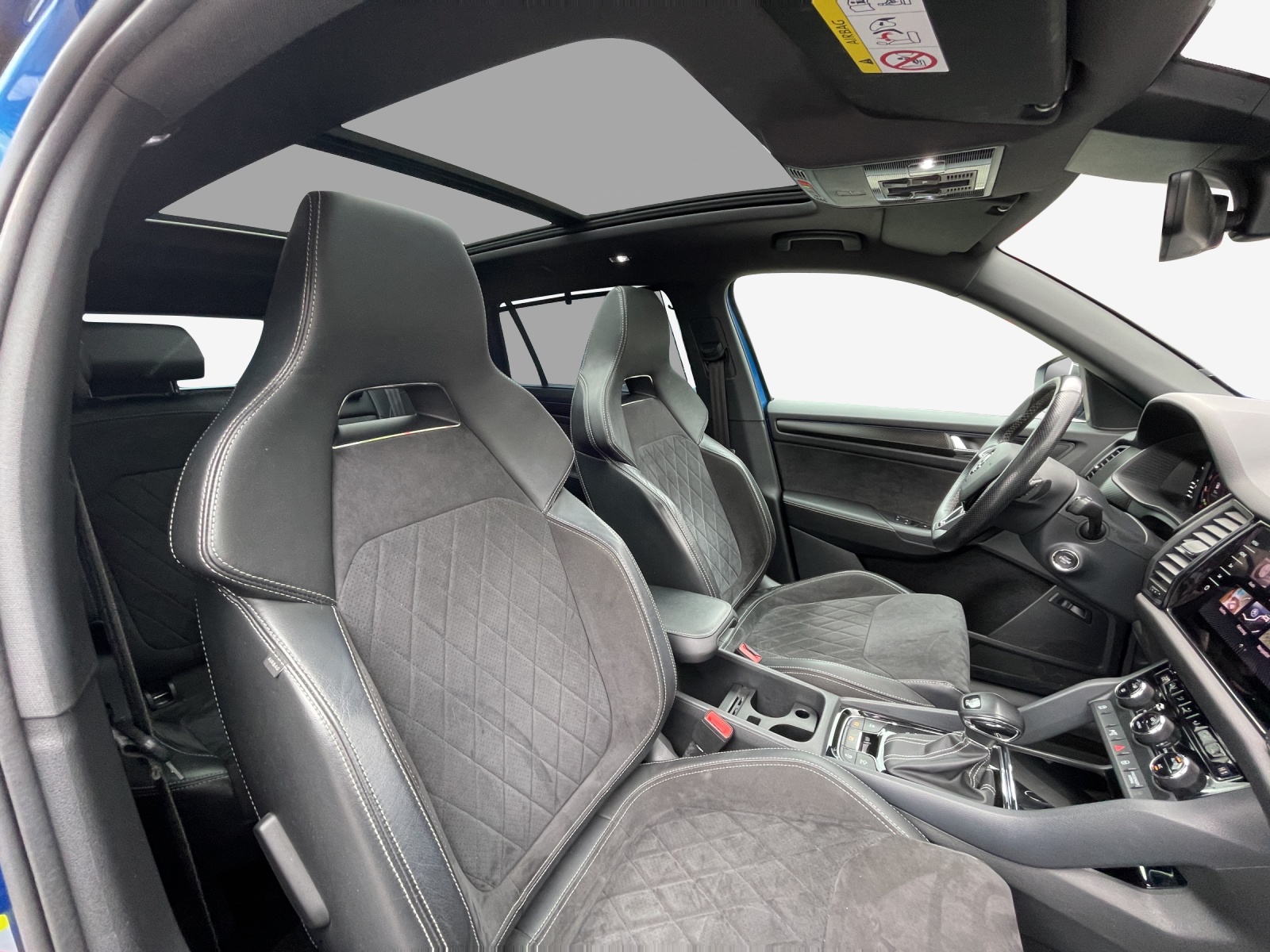 SKODA Kodiaq 2.0 TSI 4x4 Sport Line-image-14