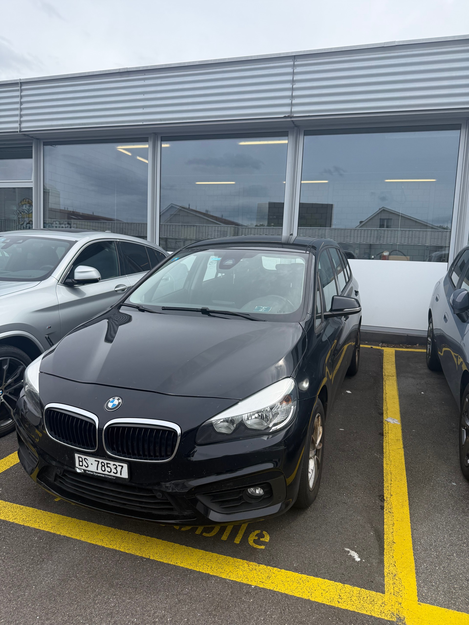 BMW 218d-image-0