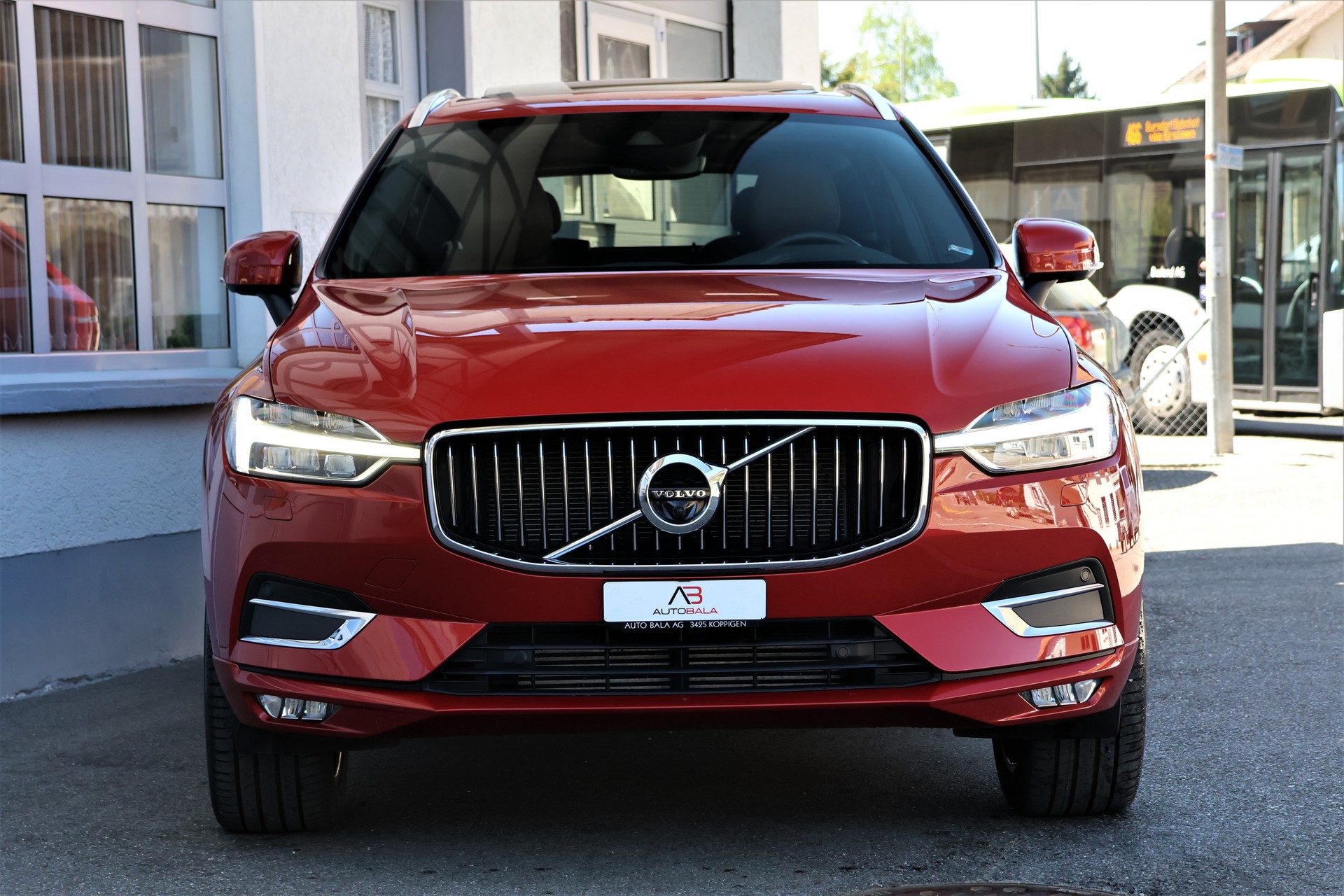 VOLVO XC60 T5 AWD Inscription Geartronic (CH) + 2.4T AHK-image-1