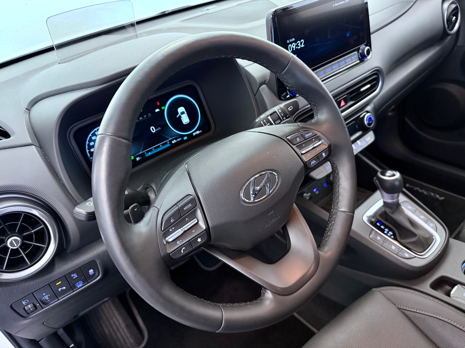 HYUNDAI Kona 1.6 GDi HEV Vertex DCT-image-14