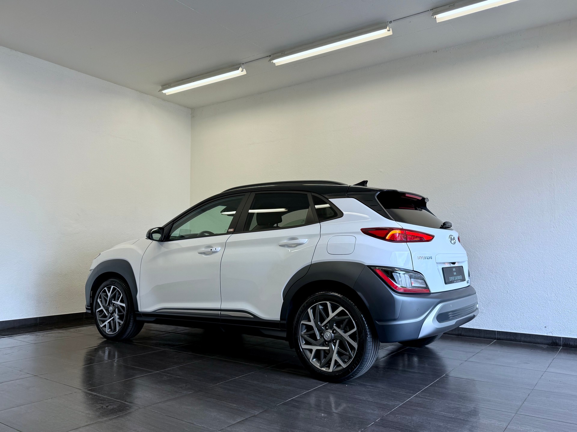HYUNDAI Kona 1.6 GDi HEV Vertex DCT-image-7