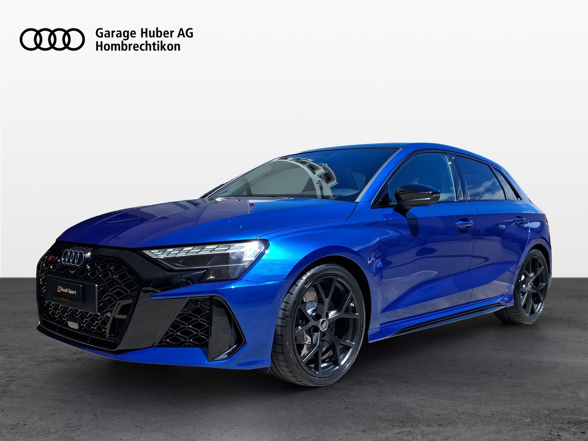 AUDI RS3 Sportback 2.5 TSI quattro S-tronic-image-0