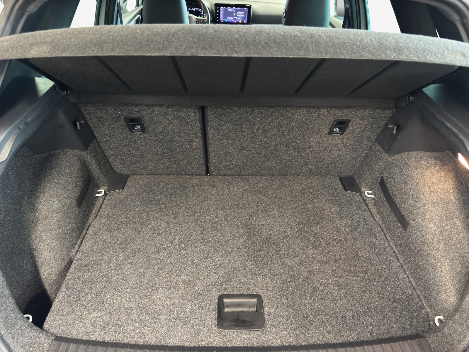 SEAT Arona 1.5 Eco TSI FR DSG-image-12