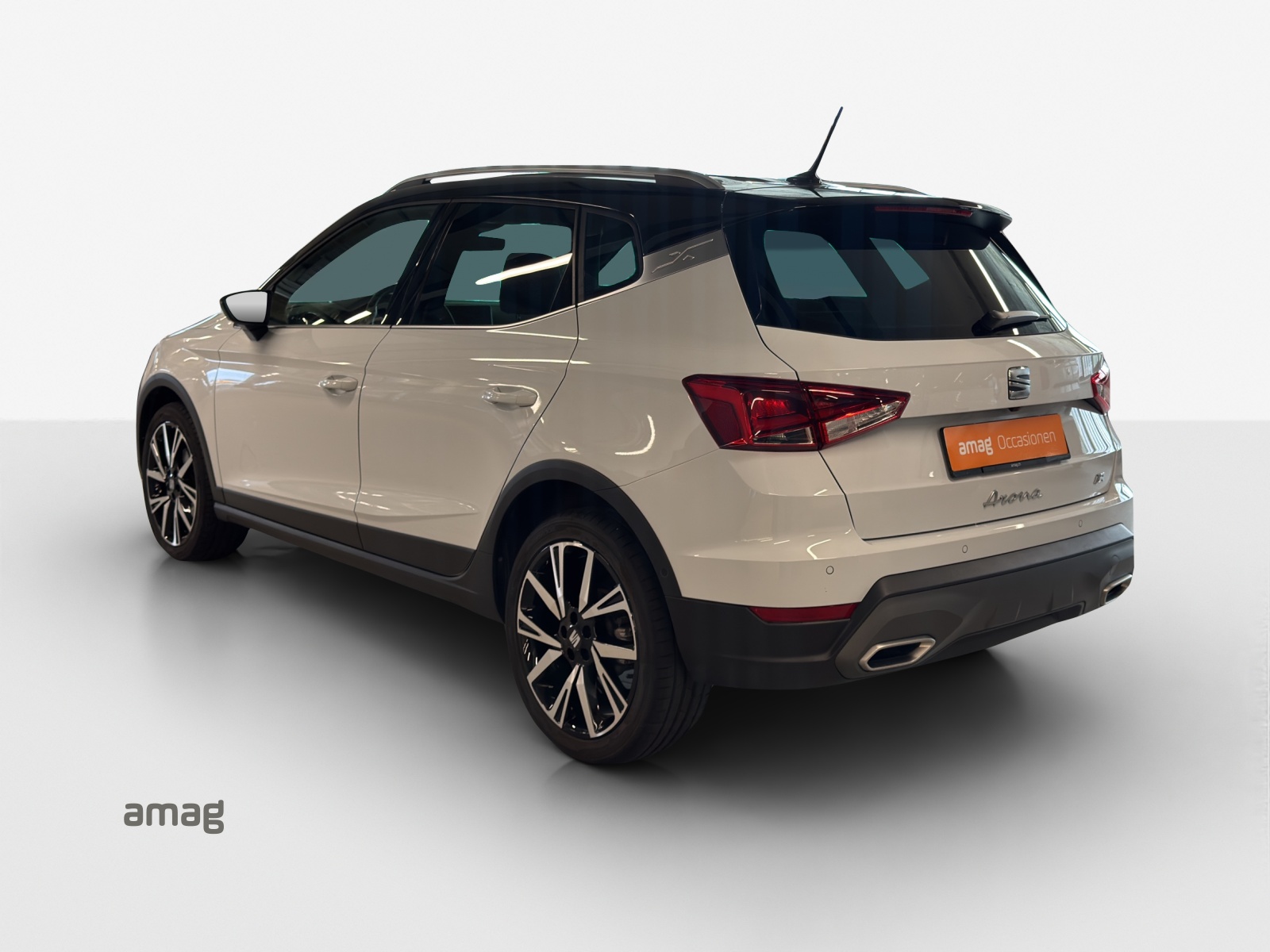 SEAT Arona 1.5 Eco TSI FR DSG-image-2
