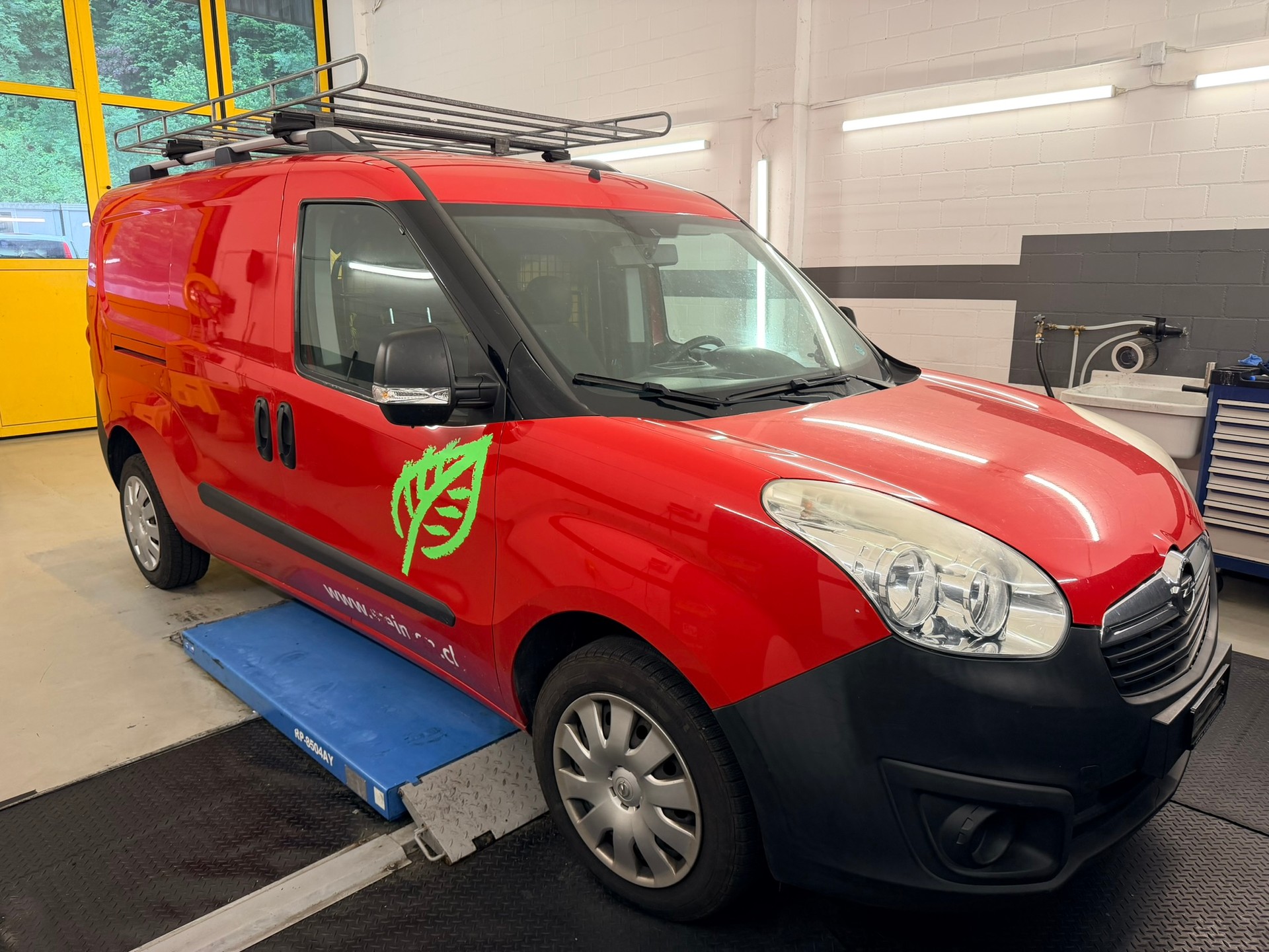 OPEL Combo 1.4 CNG Turbo ecoFLEX 2.4 L2H1-image-2