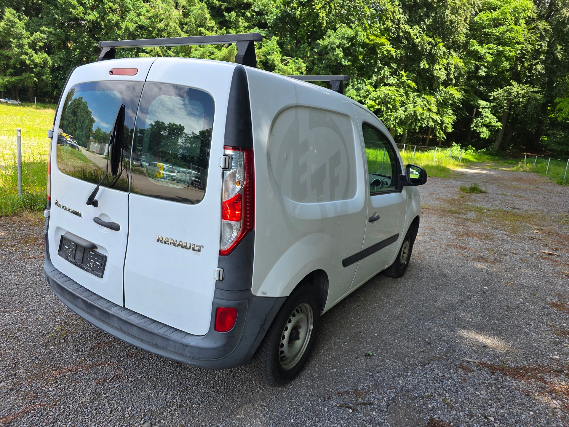 RENAULT Kangoo Compact 1.5 dCi 75 Access-image-6